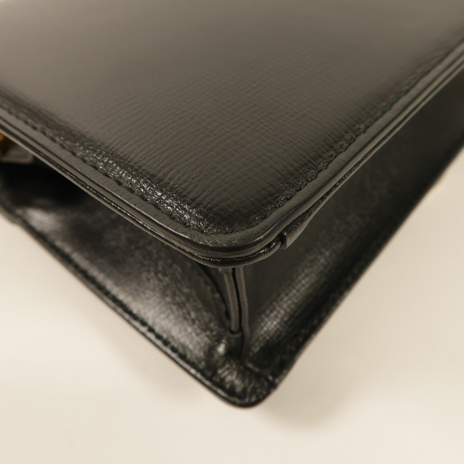 GUCCI GG GHW Shoulder Bag 589474 Calfskin Leather Black