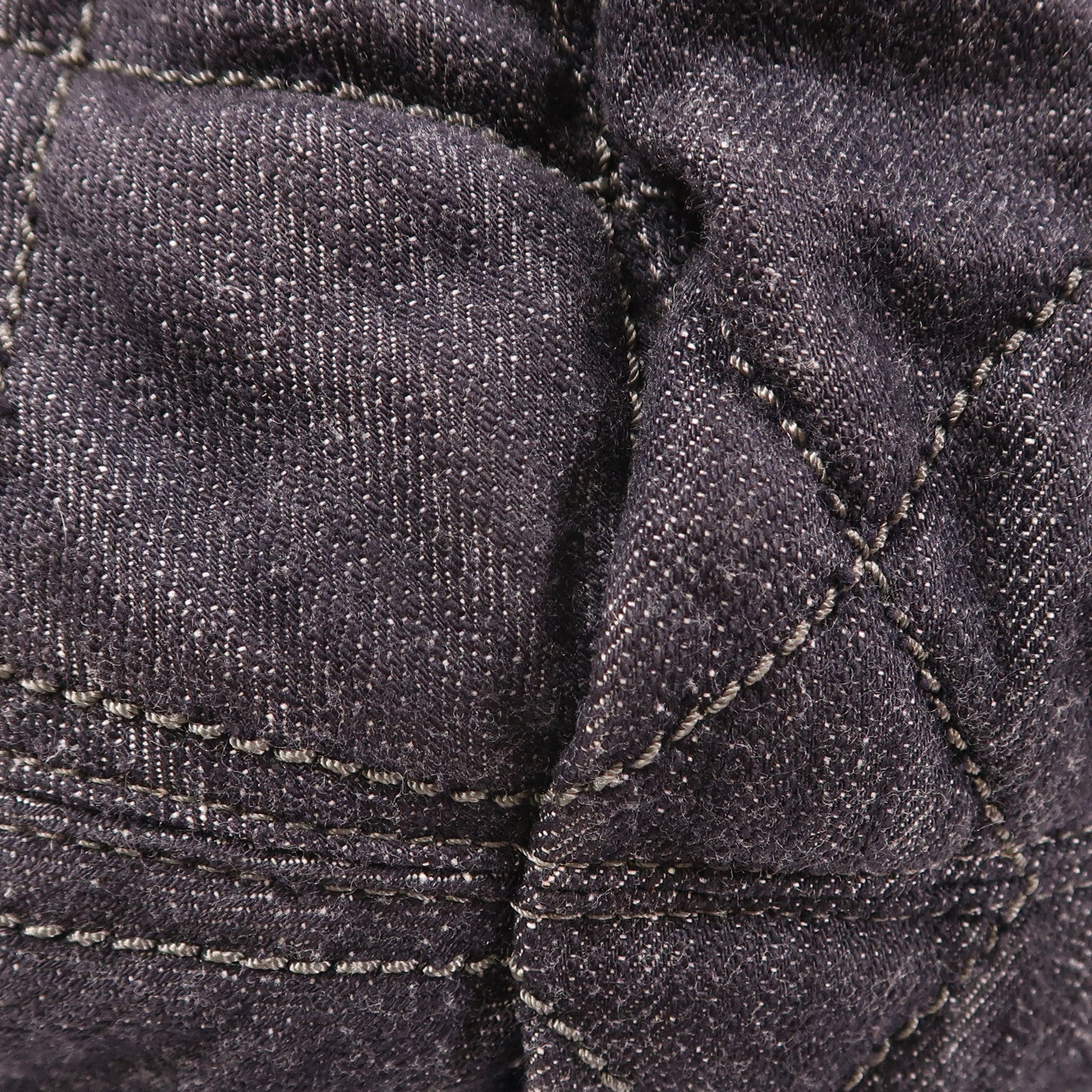 CHANEL 牛仔布Shoulder Bag銀扣肩背袋