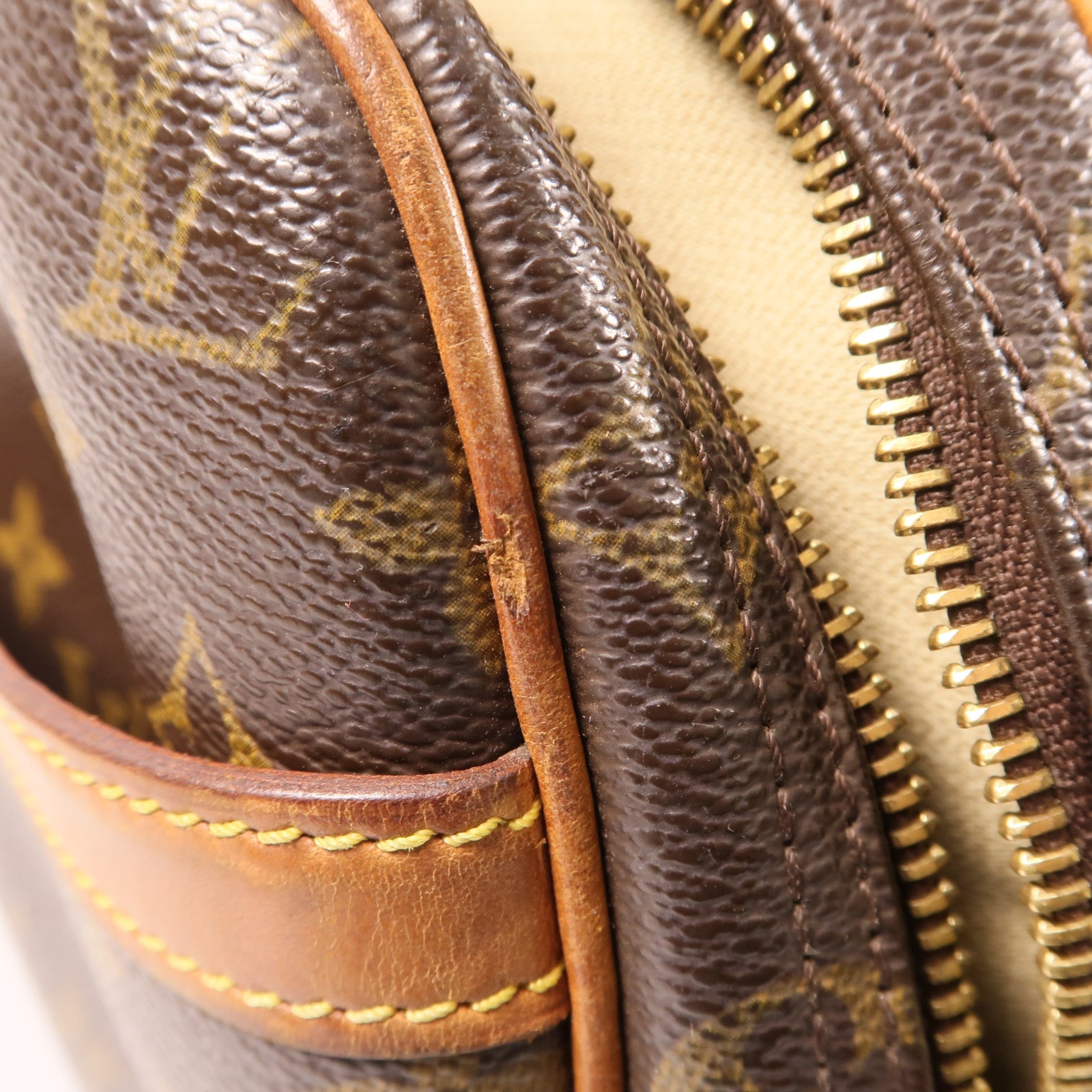 LOUIS VUITTON Monogram Reporter PM金扣肩背袋