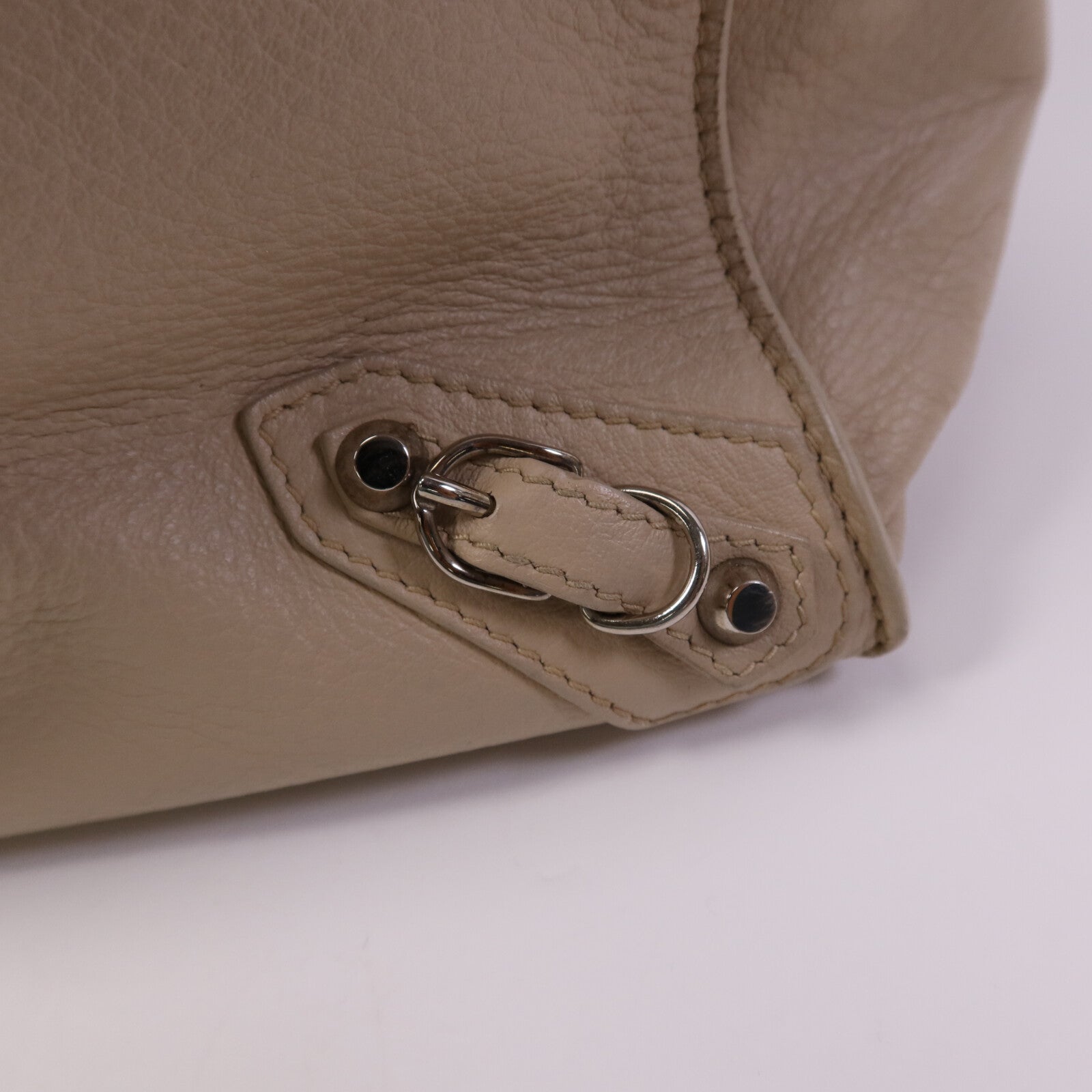 BALENCIAGA 牛皮皮革Papier A4 Zip Around銀扣肩背袋