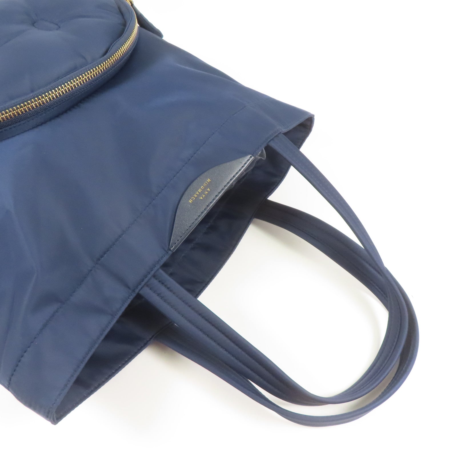 ANYA HINDMARCH 尼龍Shoulder Bag金扣肩背袋