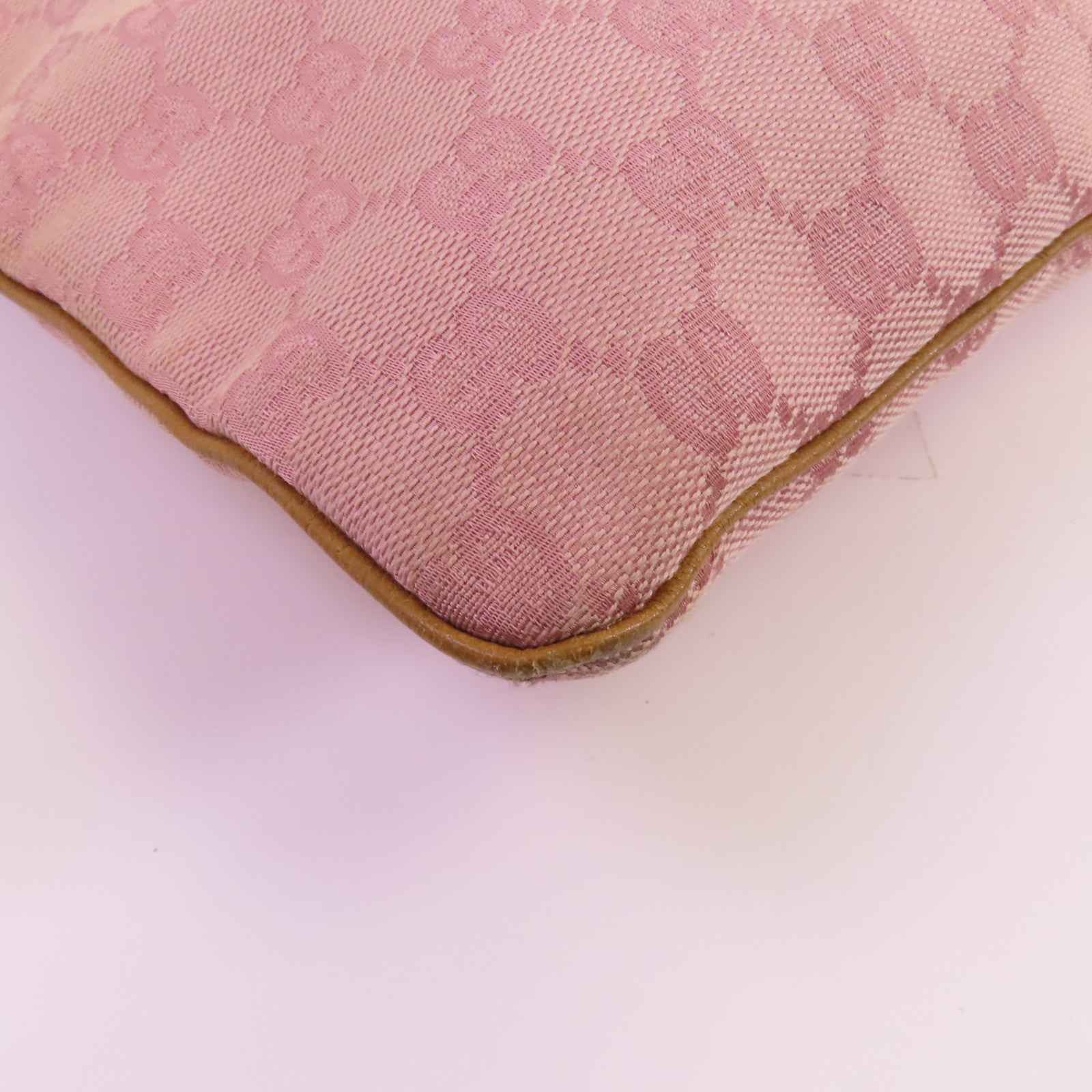 GUCCI 帆布Shoulder Bag銀扣肩背袋
