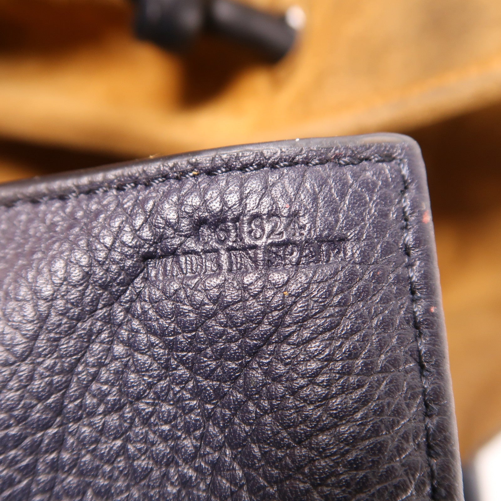 LOEWE 牛皮皮革Flamenco Tote肩背袋深藍色