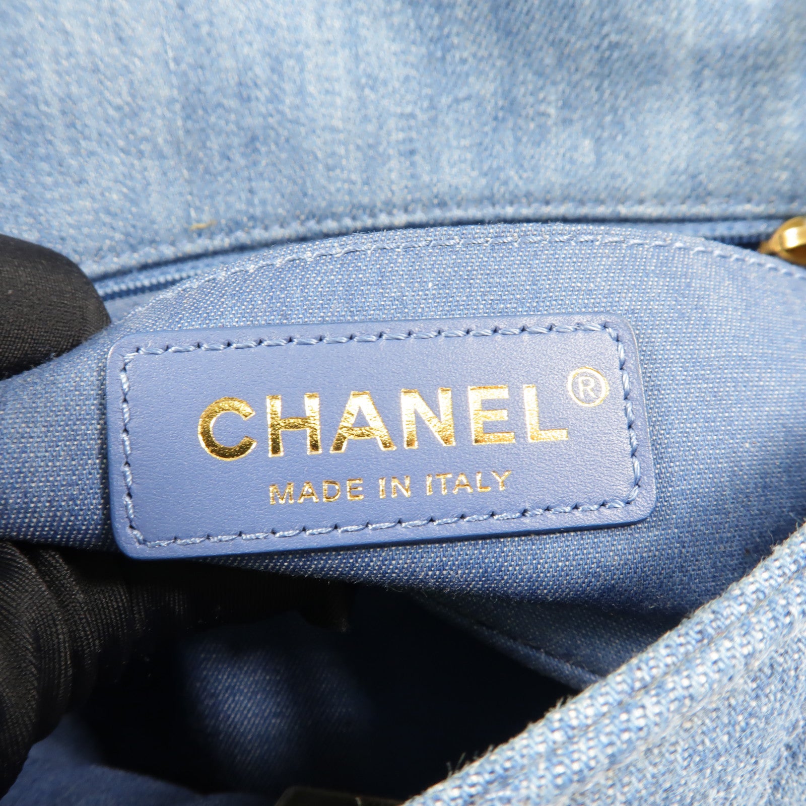 CHANEL Denim Mini Classic 20 Gold Ball肩背袋