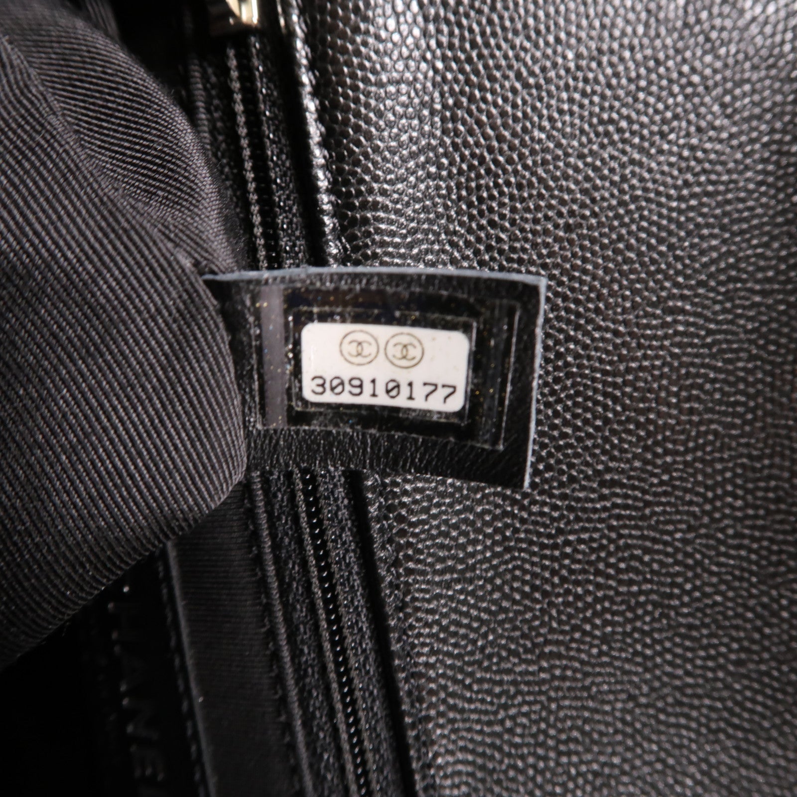 CHANEL 菱格牛皮皮革Chain Shoulder鏈帶肩背袋黑色