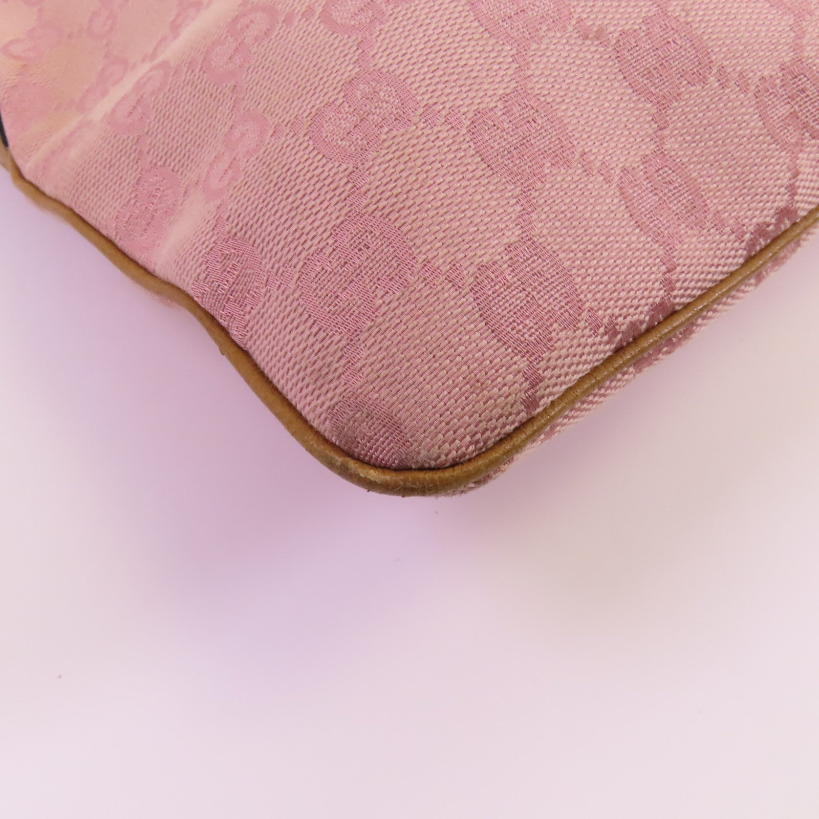 GUCCI 帆布Shoulder Bag銀扣肩背袋