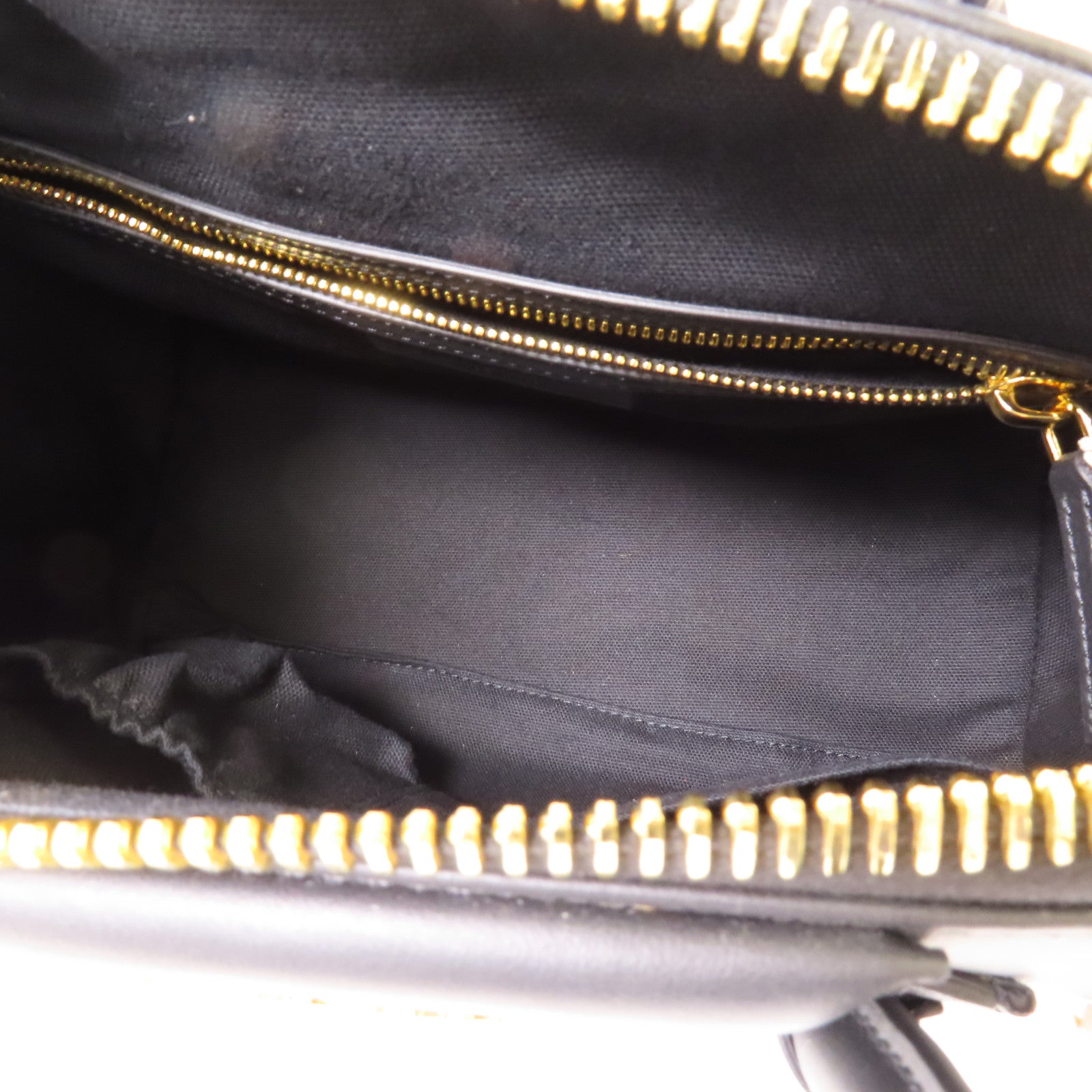 GIVENCHY 牛皮皮革Antigona金扣手挽肩背兩用袋