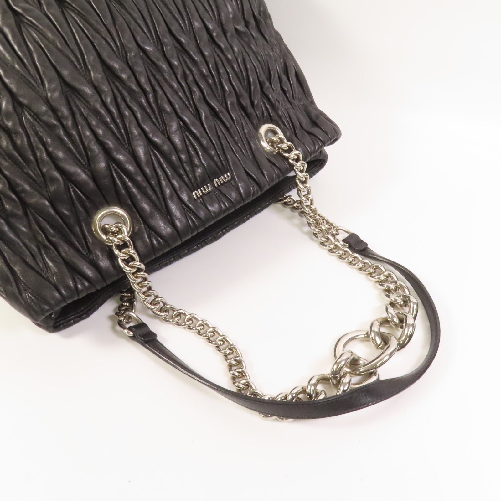 Miu Miu 羊皮皮革Shoulder Bag銀扣肩背袋