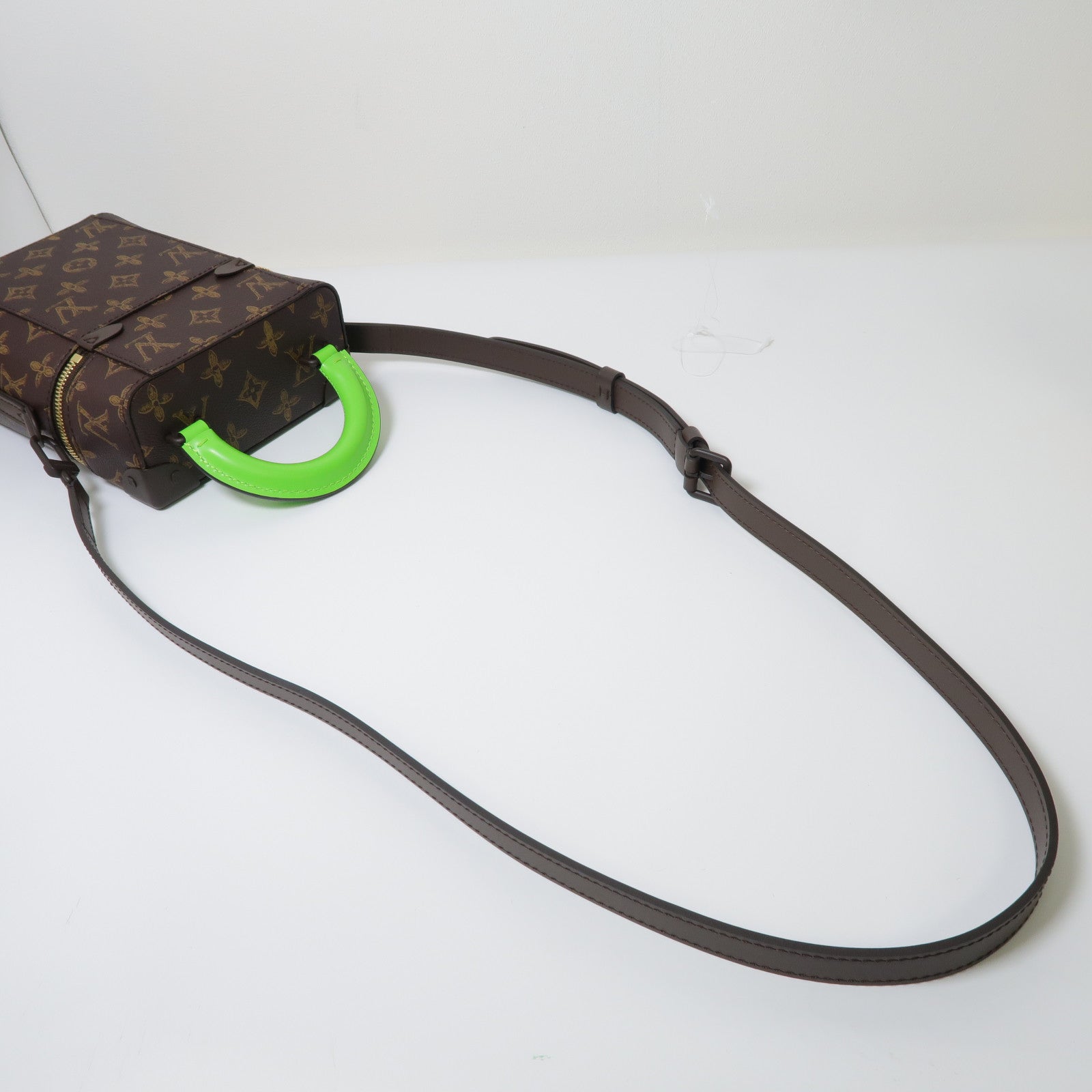 LOUIS VUITTON 【清倉大減價】Monogram Vertical Box Trunk金扣手挽肩背兩用袋啡色/綠色