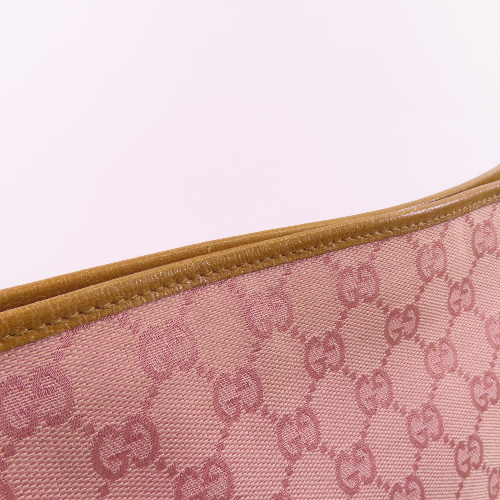 GUCCI 帆布Shoulder Bag銀扣肩背袋