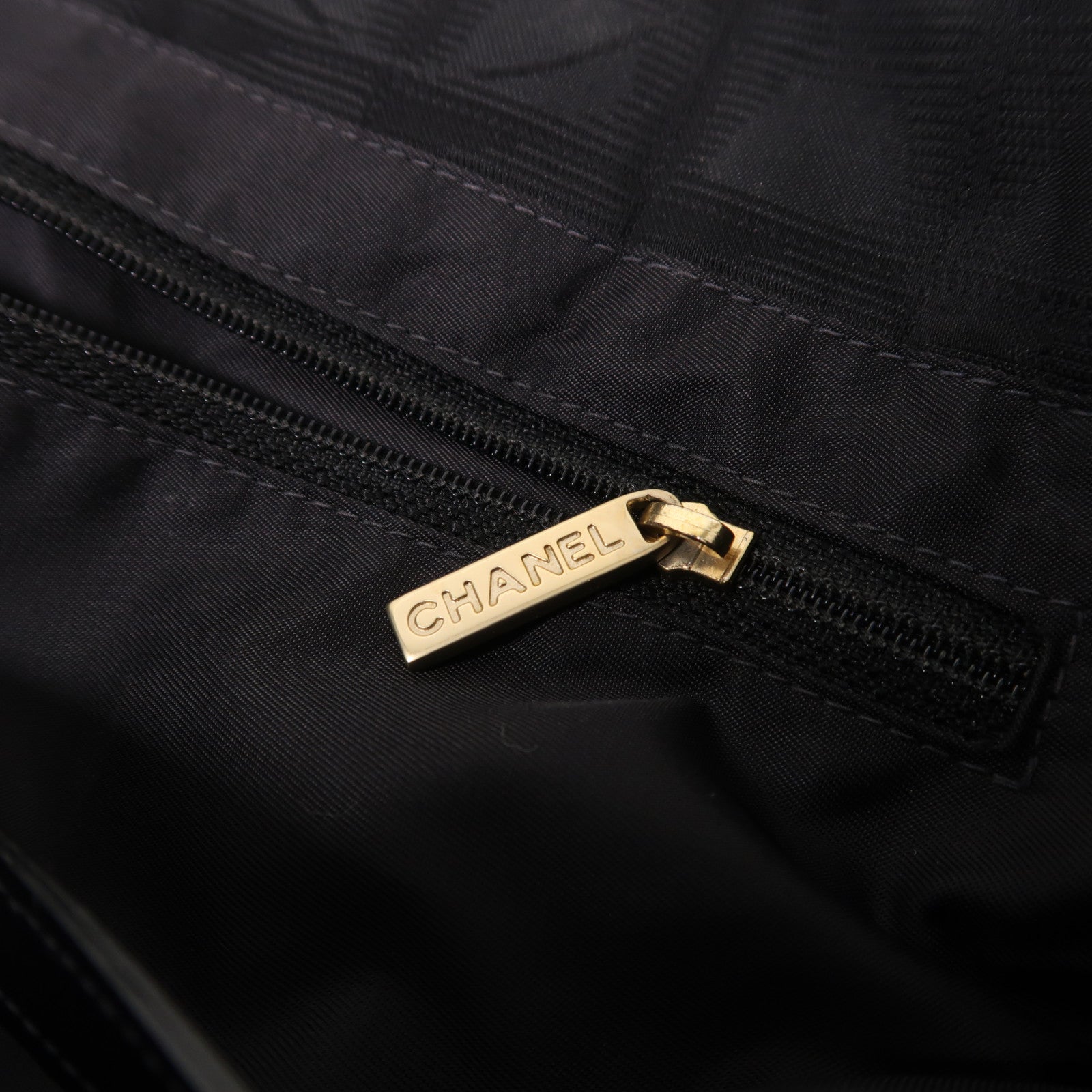 CHANEL 尼龍Vintage Tote Bag金扣肩背袋