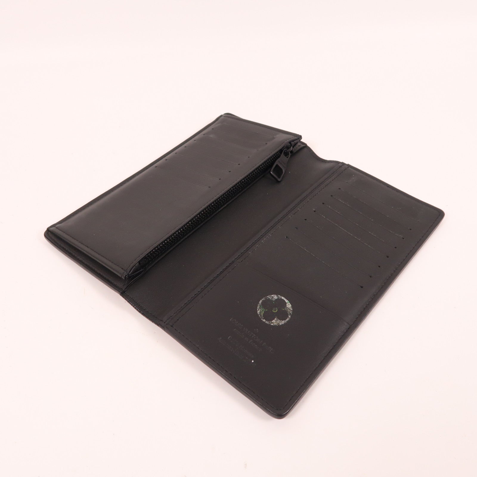 LOUIS VUITTON LV Long Wallet M30349 Taiga