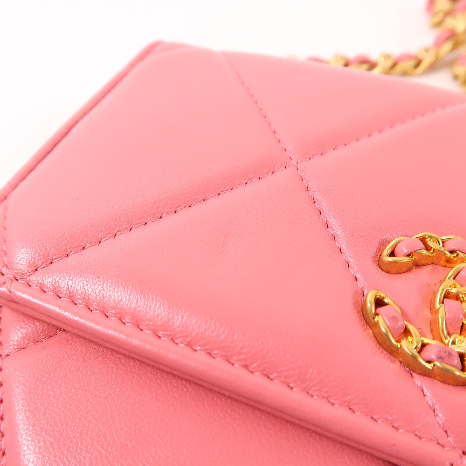 CHANEL 羊皮皮革Wallet On Chain 19鏈帶手挽肩背兩用袋