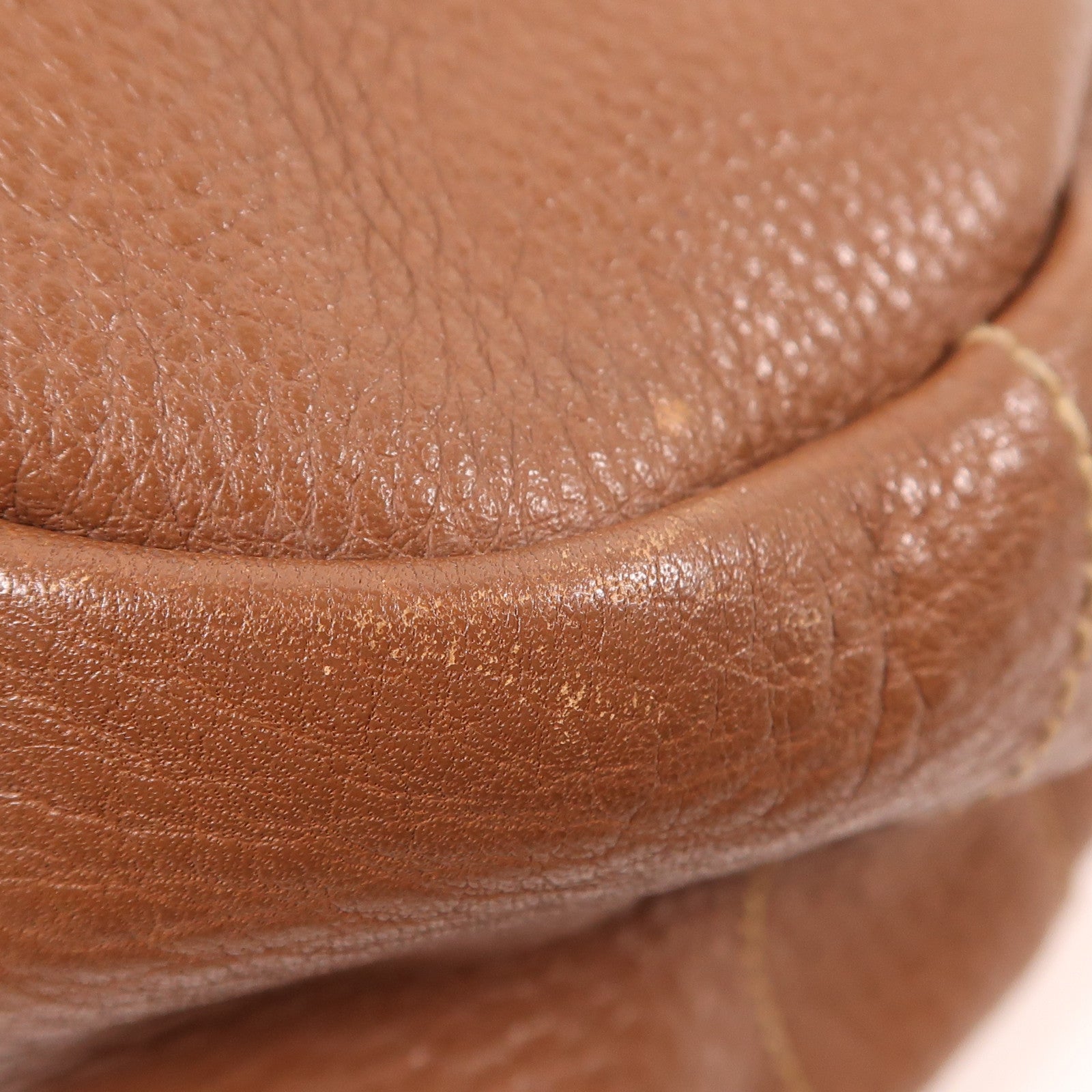 PRADA 牛皮皮革Shoulder Bag金扣肩背袋