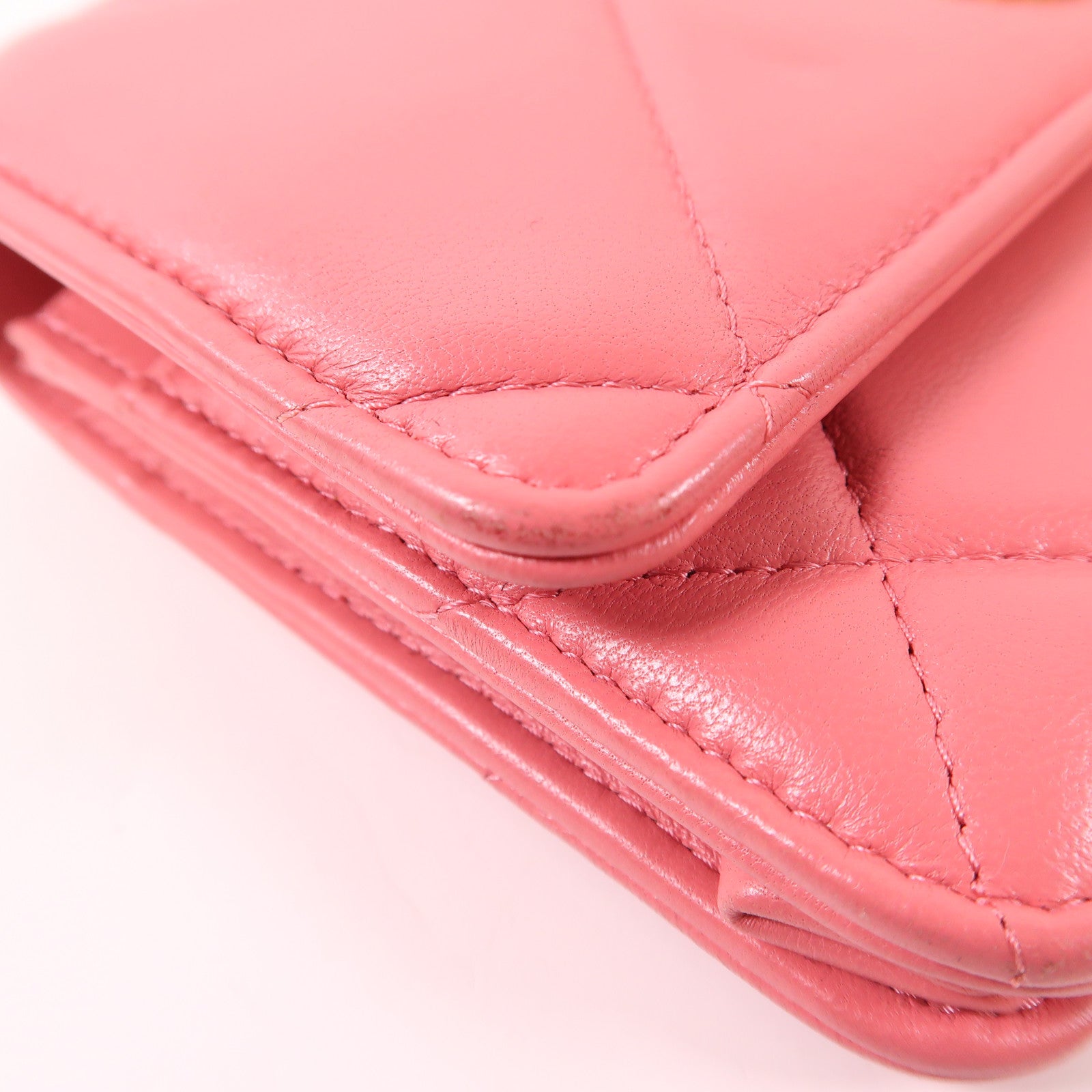 CHANEL 羊皮皮革Wallet On Chain 19鏈帶手挽肩背兩用袋