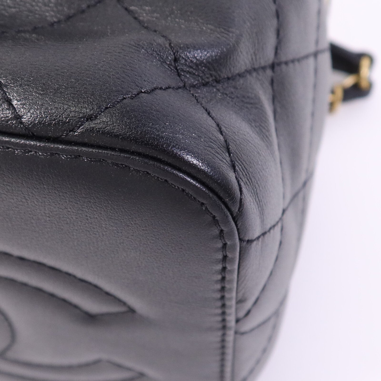 CHANEL 牛皮皮革Vanity Case金扣鏈帶手挽肩背兩用袋