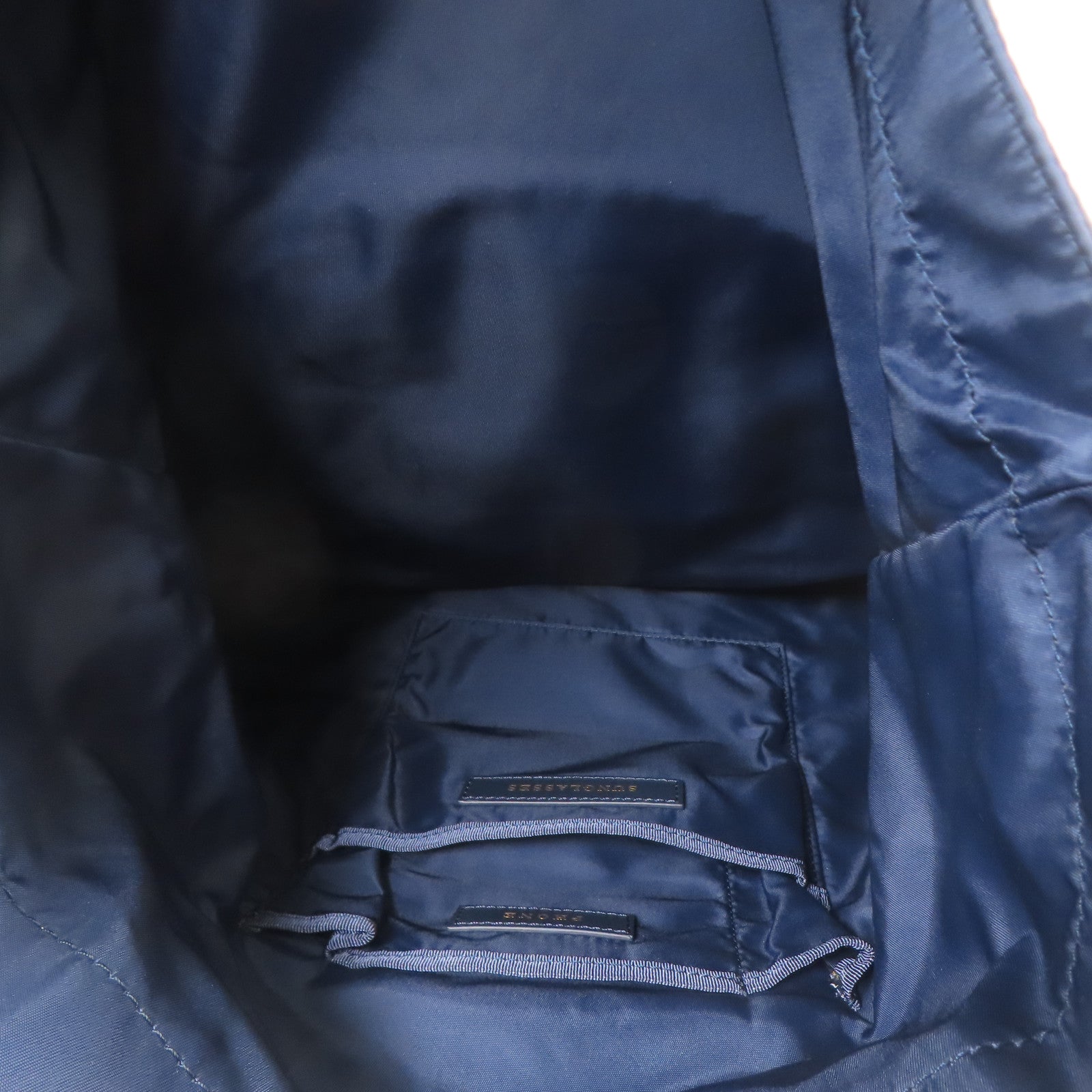 ANYA HINDMARCH 尼龍Shoulder Bag金扣肩背袋