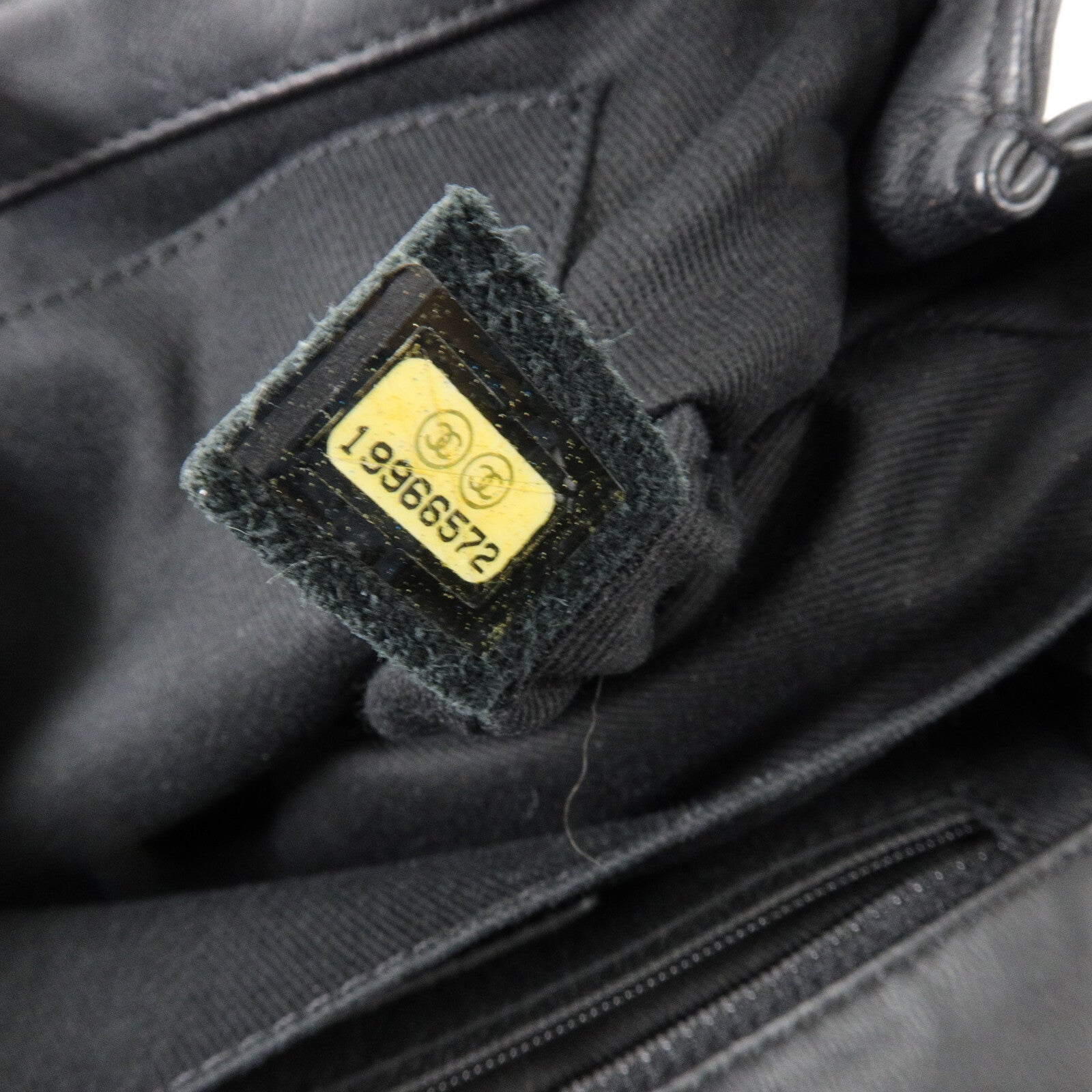 CHANEL 羊皮皮革Chain Shoulder鏈帶肩背袋