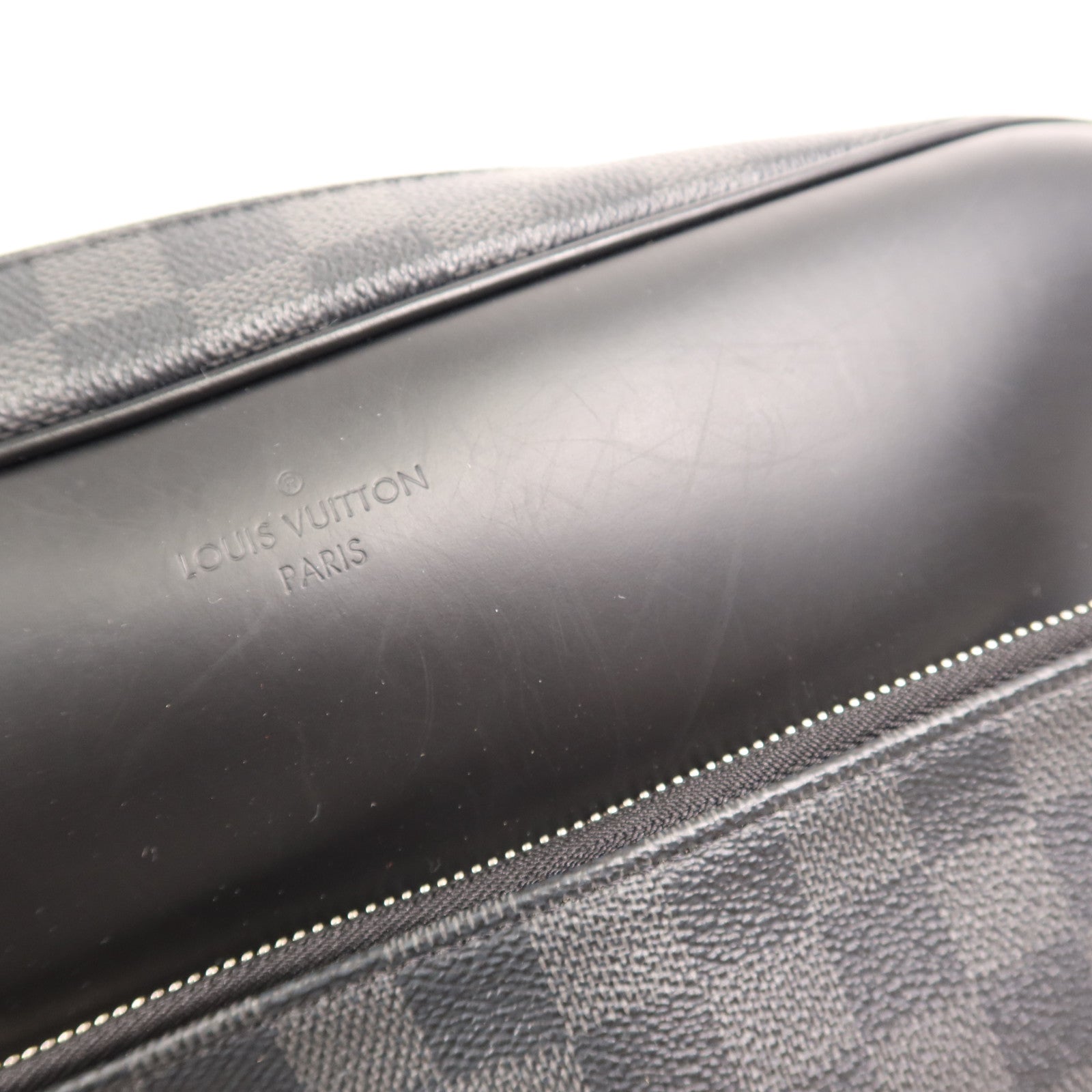 LOUIS VUITTON Damier Graphite Dayton MM銀扣肩背袋