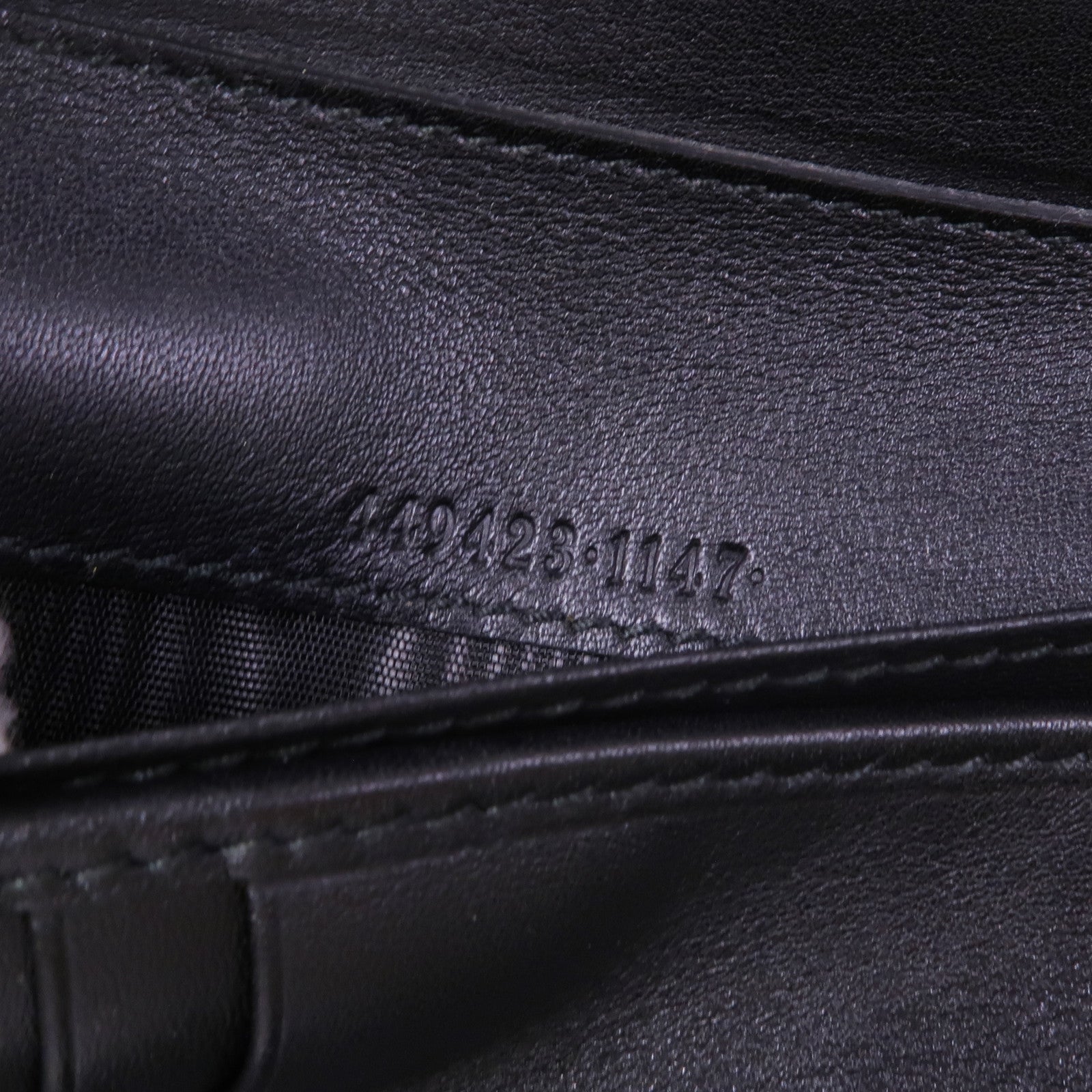 GUCCI 皮革Zipped Wallet金扣長錢包