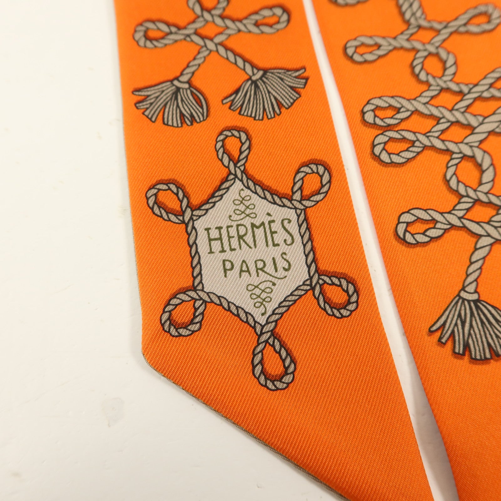 HERMES 絲質Twilly絲巾