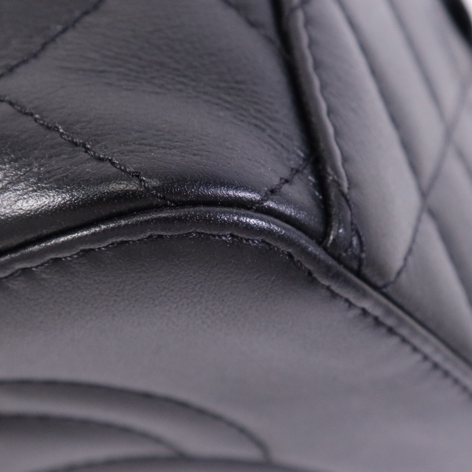 CHANEL 牛皮皮革Vanity Case金扣鏈帶手挽肩背兩用袋