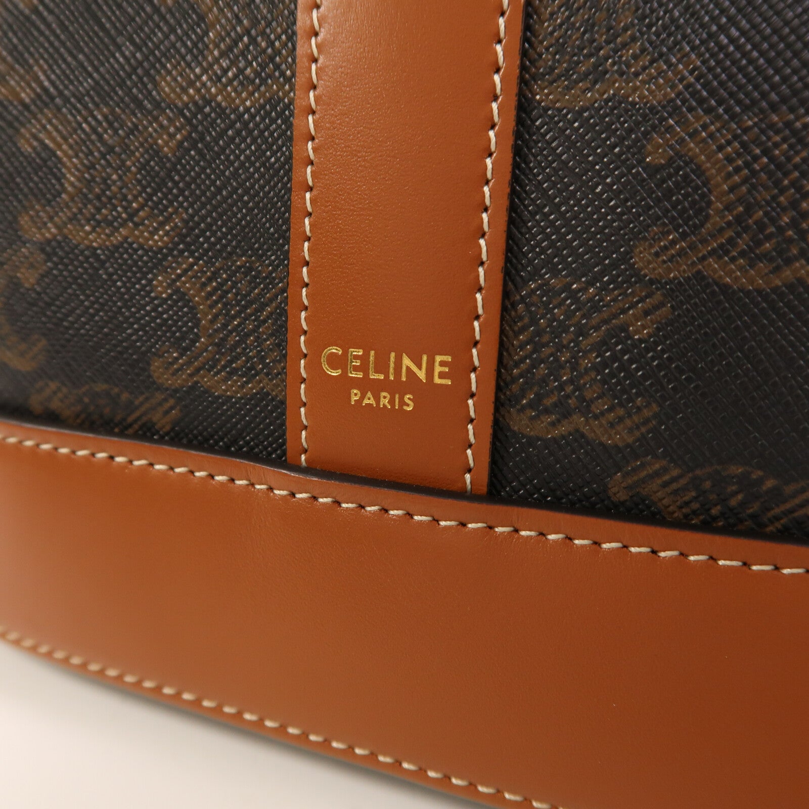 CELINE 塗層帆布Triomphe Bucket金扣肩背袋
