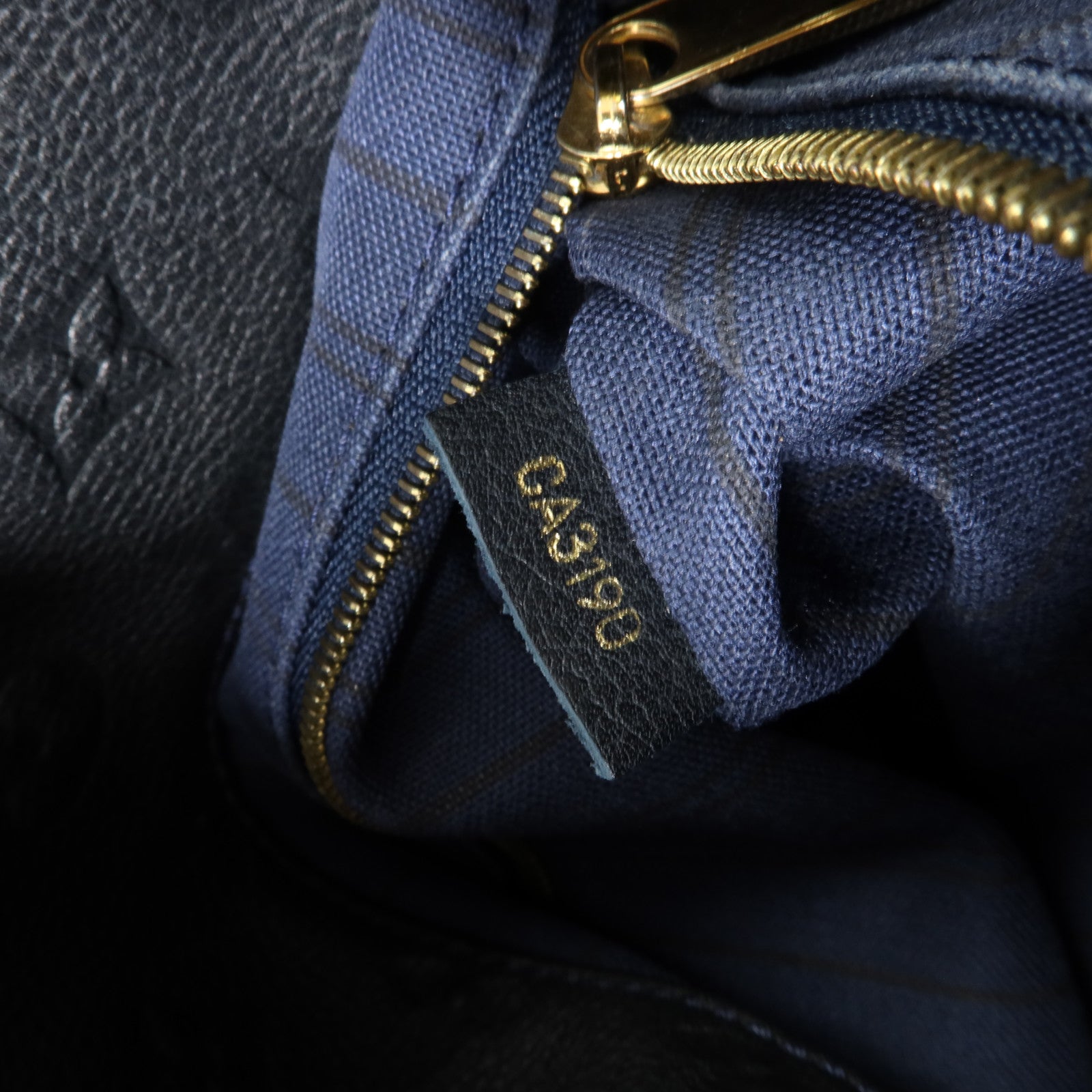 LOUIS VUITTON Monogram Empreinte Artsy MM金扣手挽袋