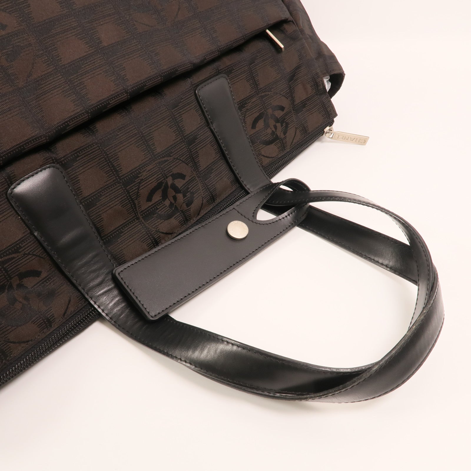 CHANEL 牛皮皮革Vintage Totebag銀扣手挽袋
