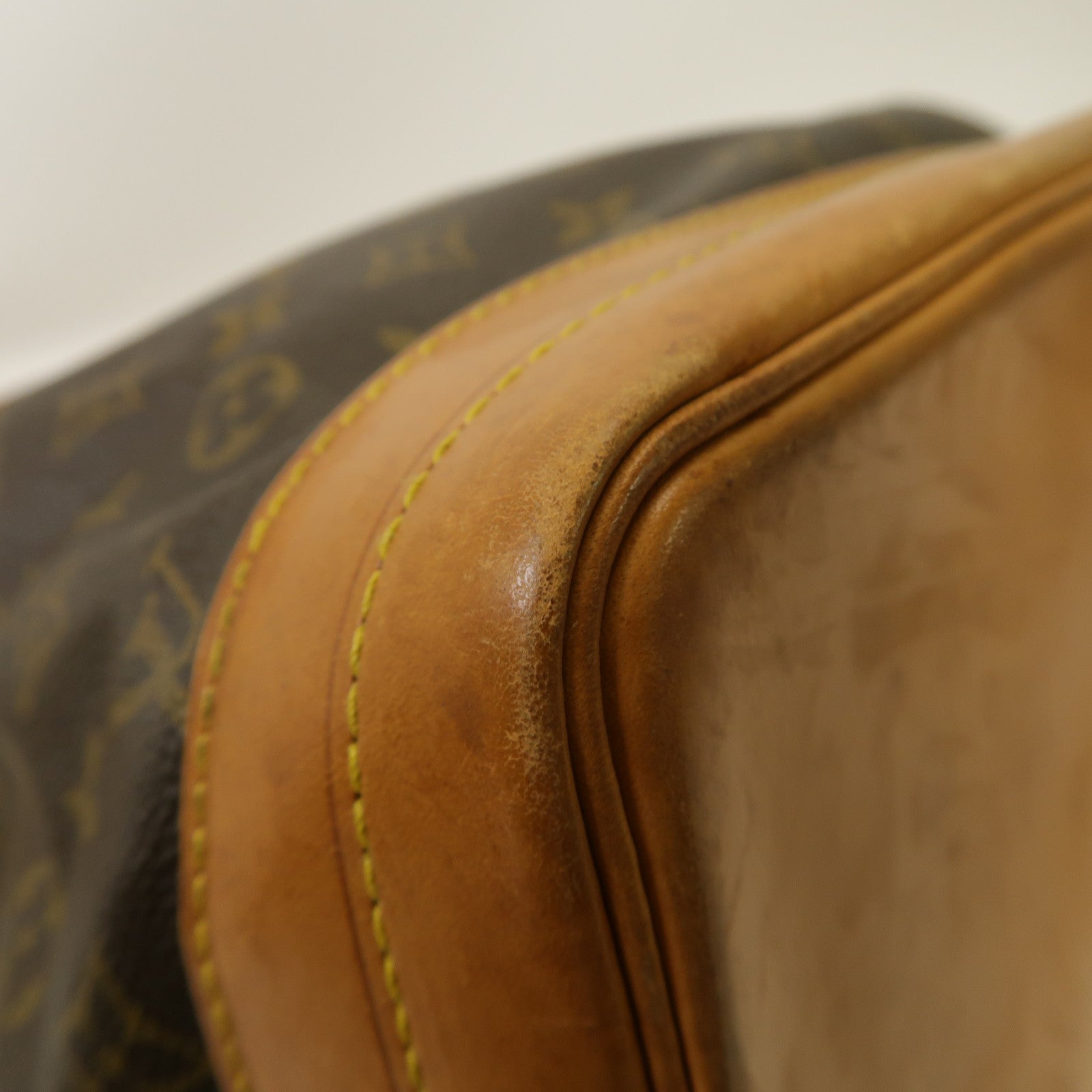 LOUIS VUITTON Monogram Petit Noe金扣肩背袋啡色
