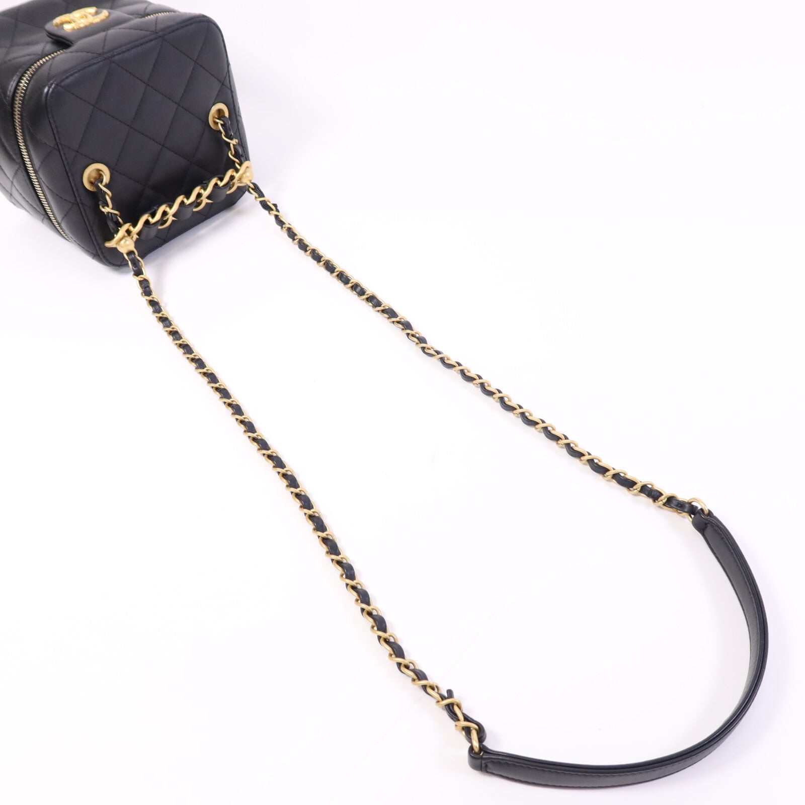 CHANEL 牛皮皮革Vanity Case金扣鏈帶手挽肩背兩用袋