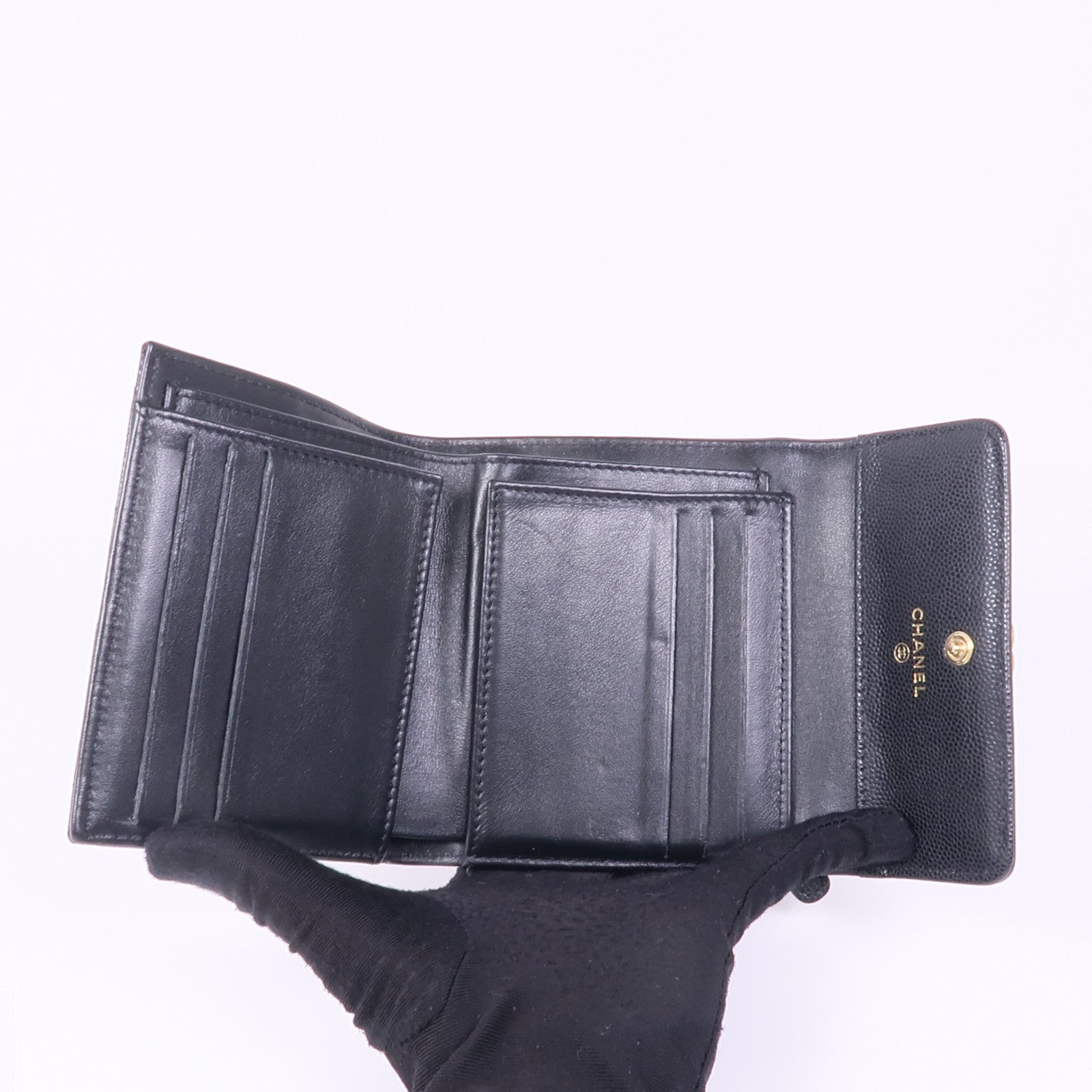 CHANEL 牛皮皮革Boy Wallet金扣錢包
