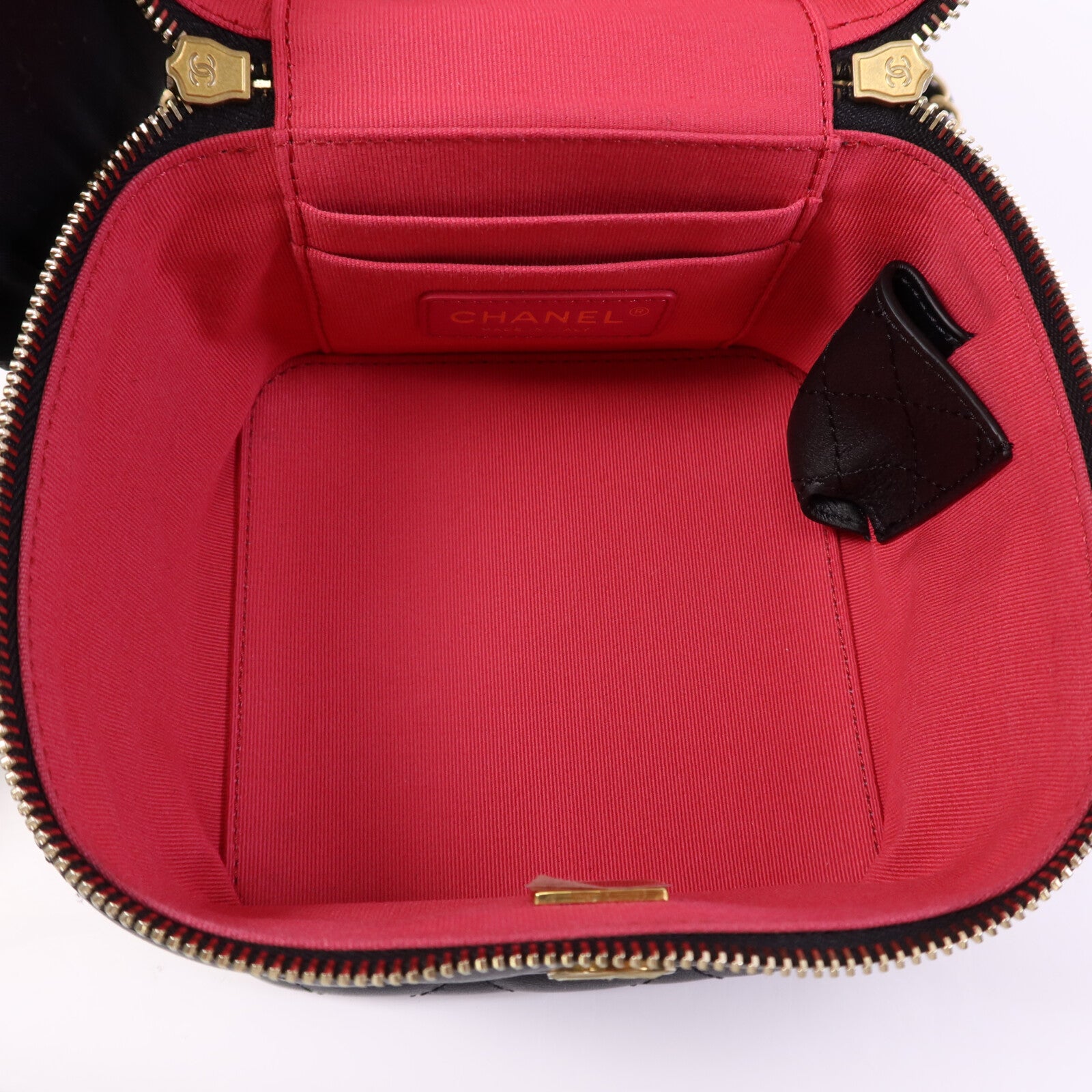 CHANEL 牛皮皮革Vanity Case金扣鏈帶手挽肩背兩用袋