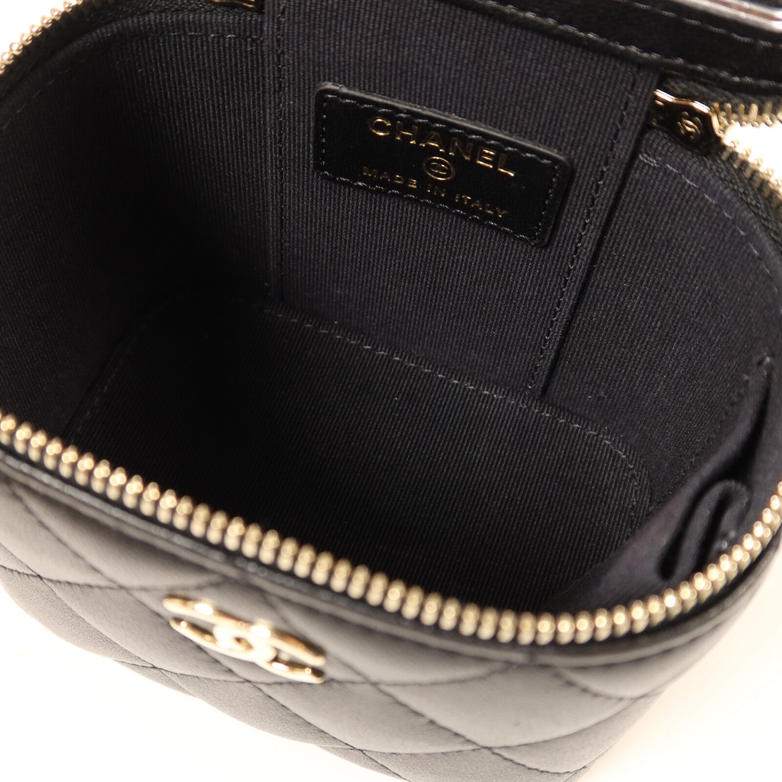 CHANEL 羊皮皮革Mini Pearl Vanity Case金扣鏈帶肩背袋