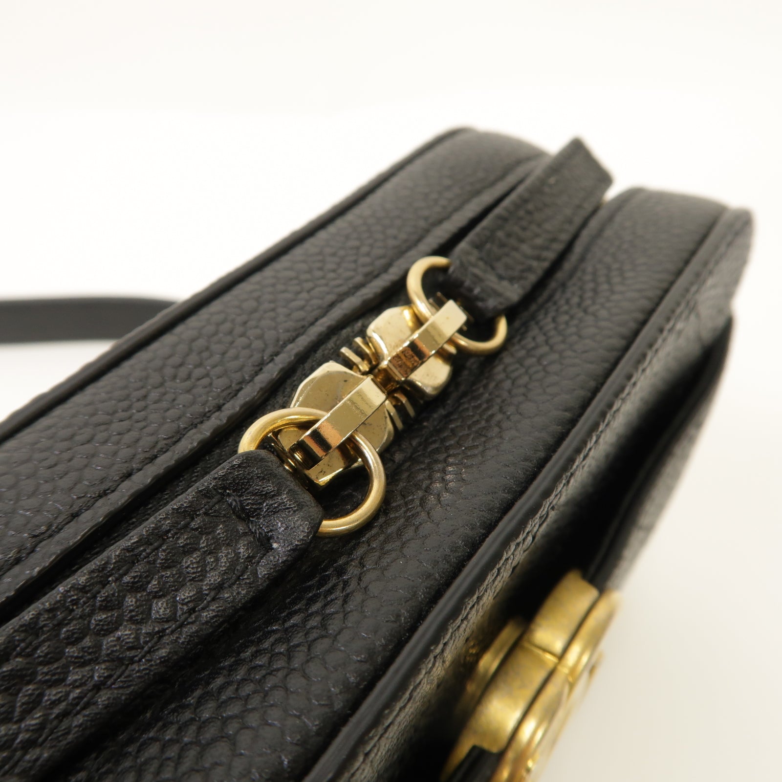 CHANEL 菱格Caviar皮革Waist Bag金扣腰包黑色