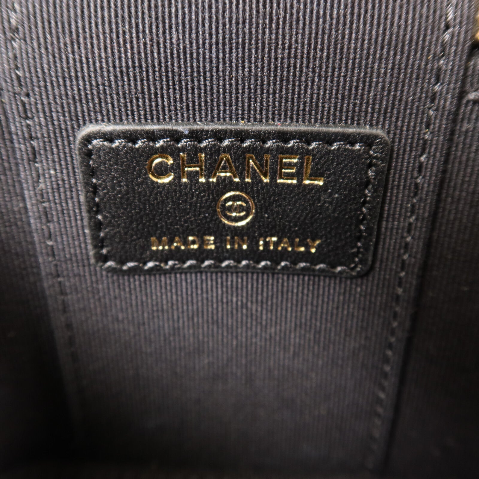 CHANEL 羊皮皮革Mini Pearl Vanity Case金扣鏈帶肩背袋