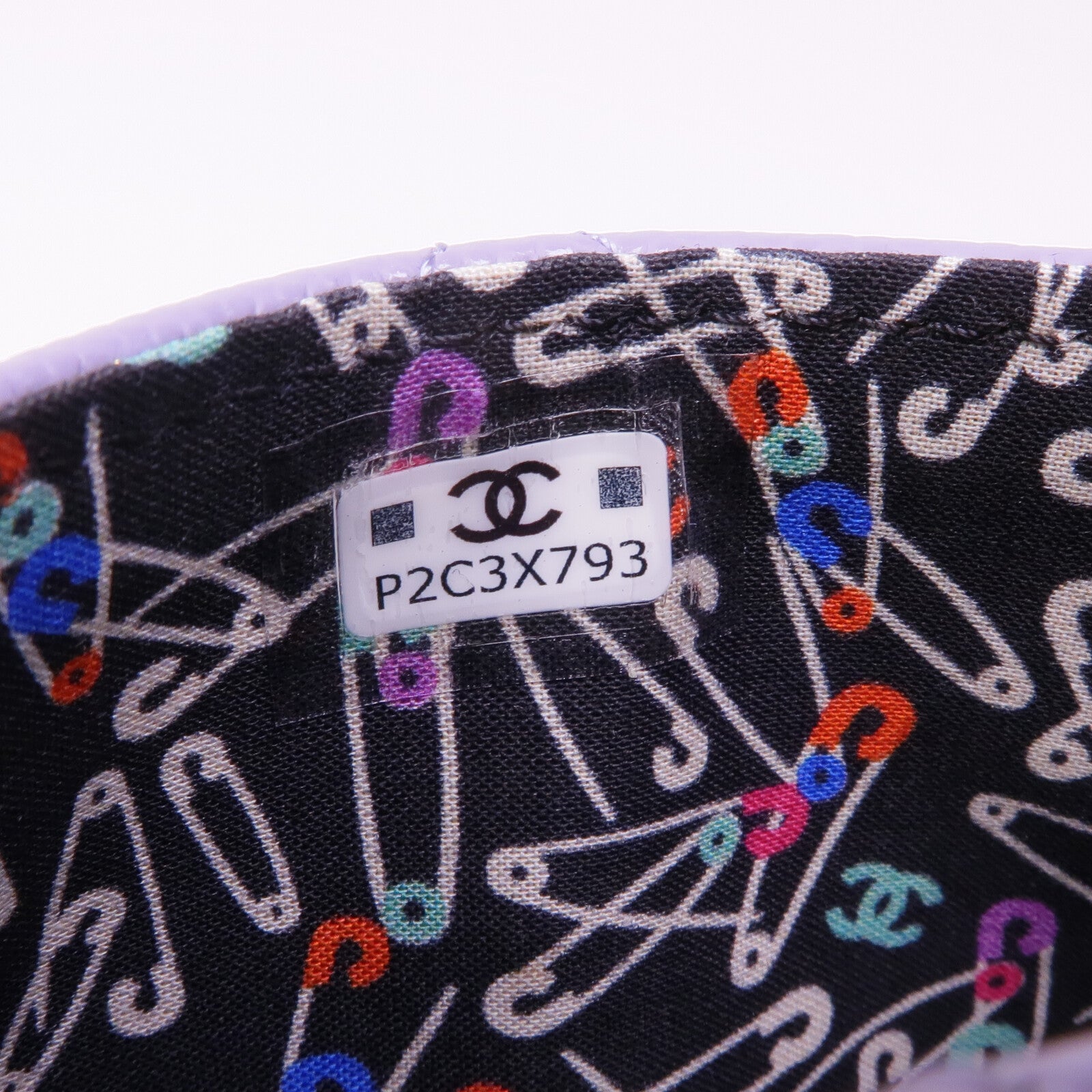 CHANEL 牛皮皮革Wallet金扣錢包