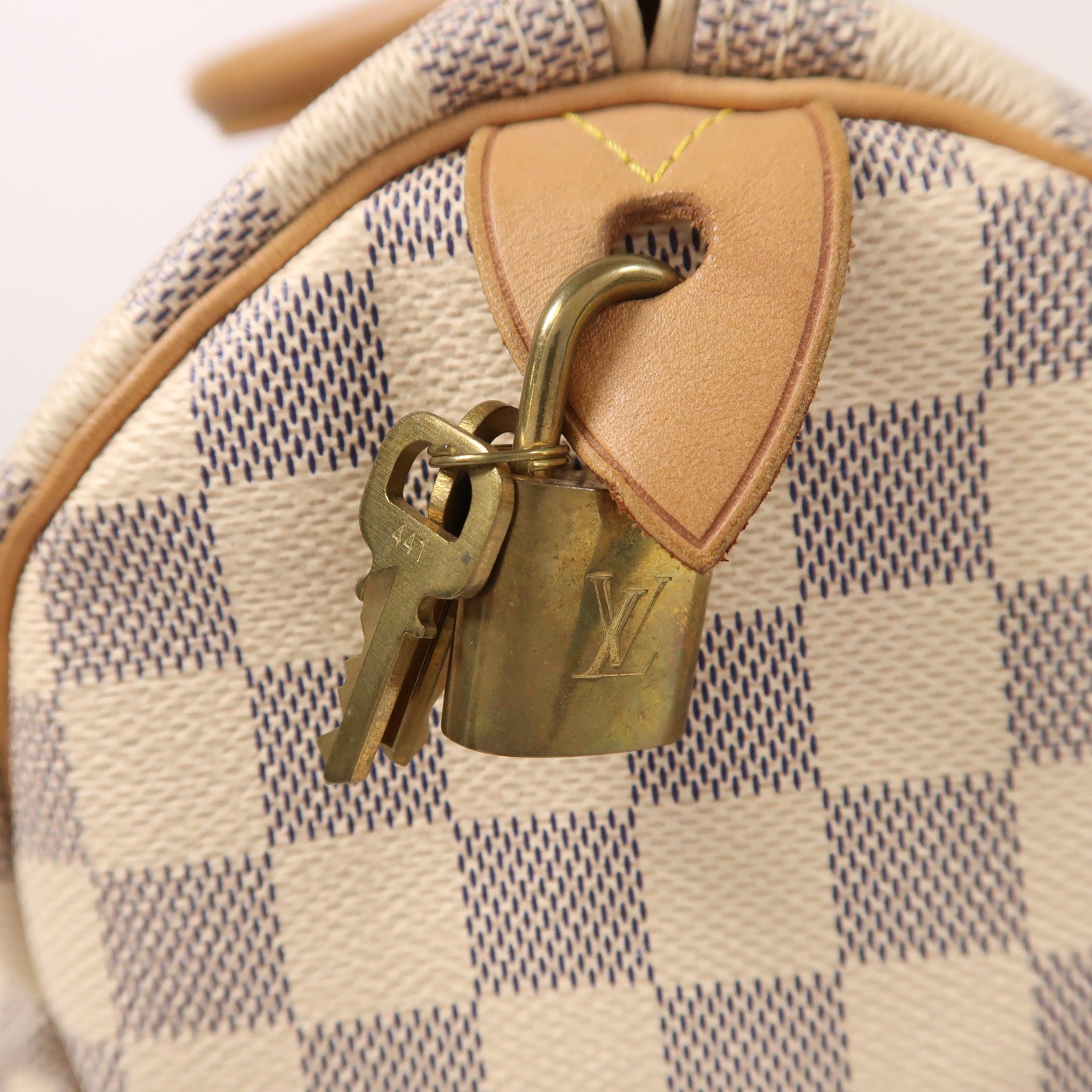 LOUIS VUITTON Damier Azur Speedy 30金扣手挽袋白色