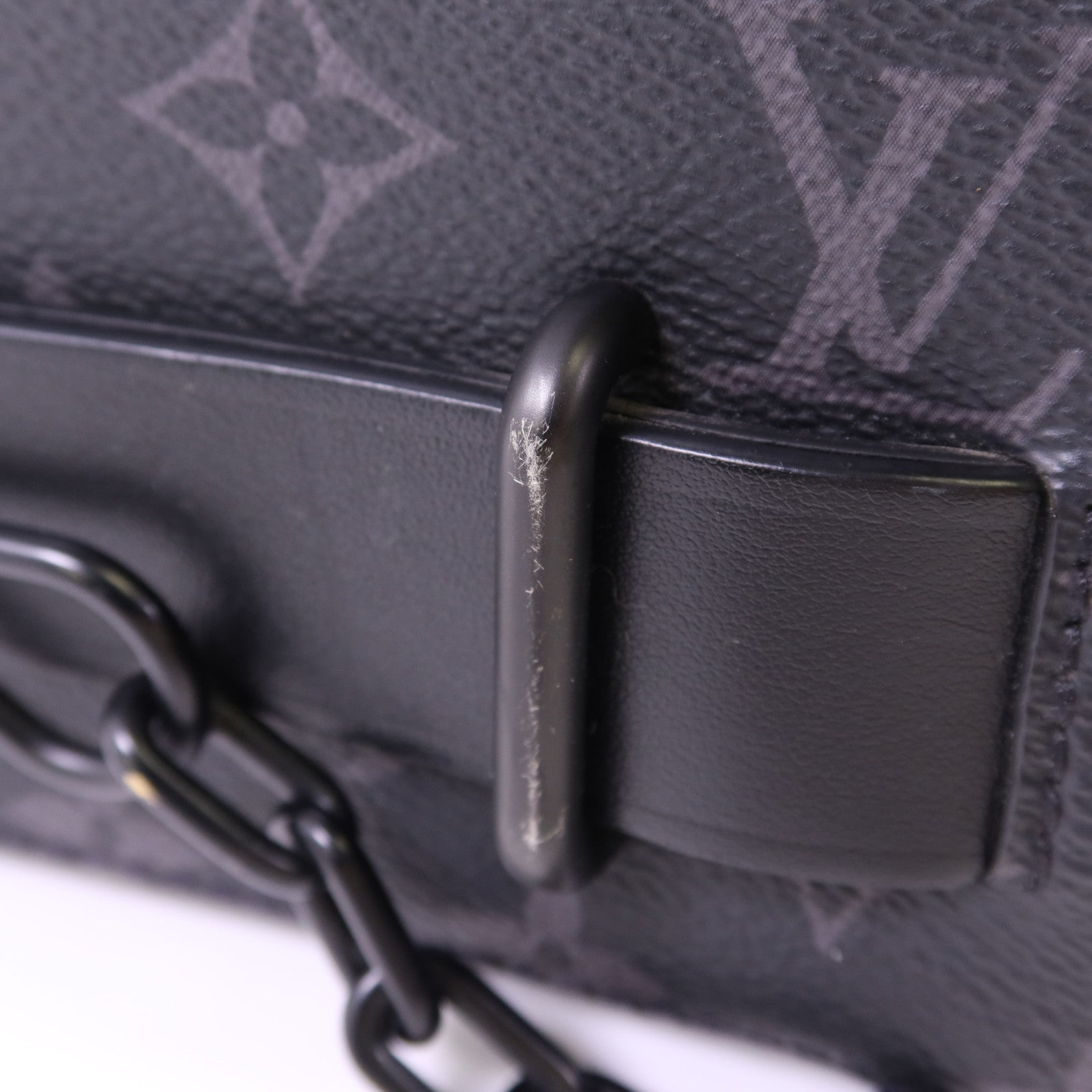 LOUIS VUITTON Monogram Eclipse Steamer肩背袋