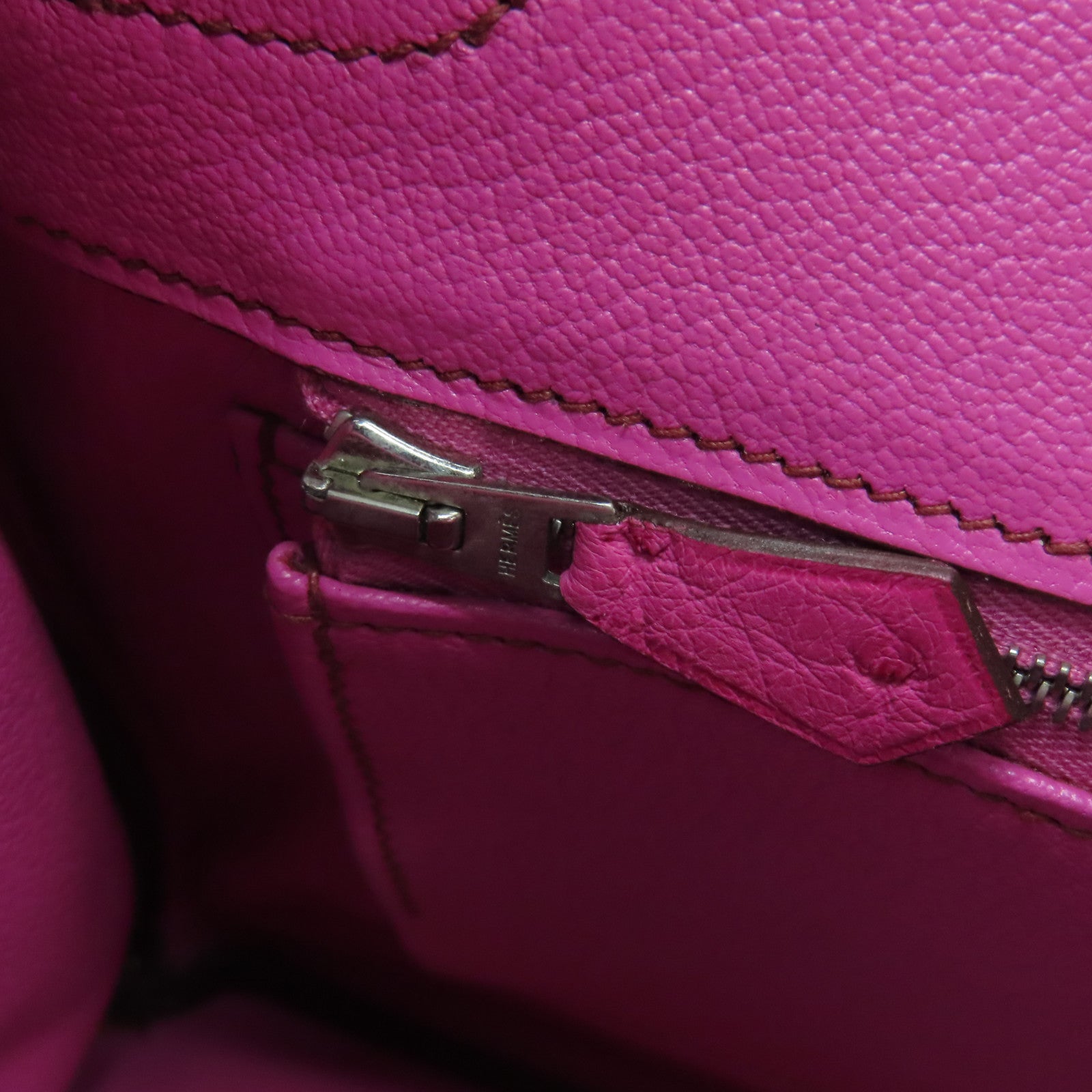HERMES Ostrich Leather Birkin 30 Silver Buckle Hand Bag Fuchsia