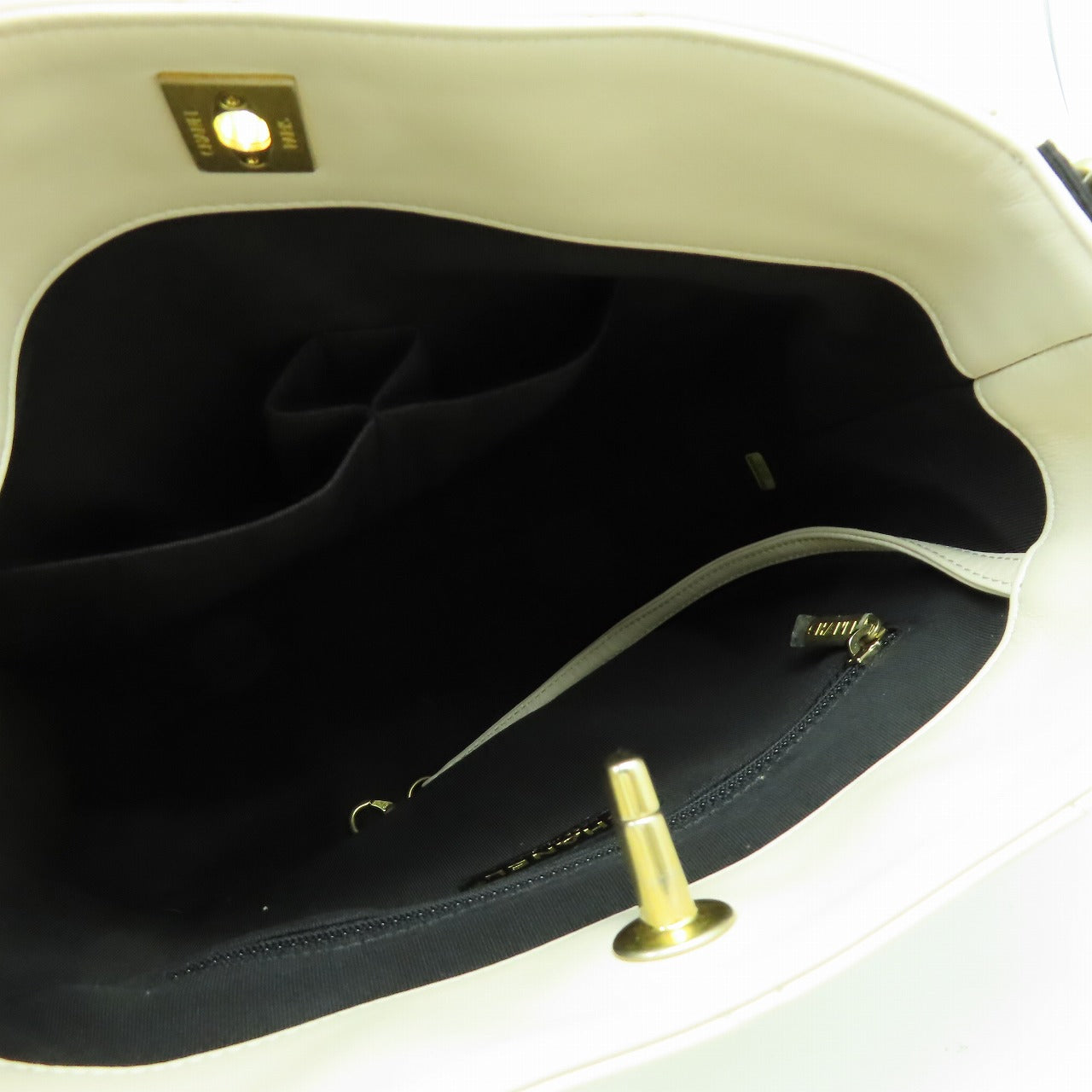 CHANEL 【激減優惠】菱格牛皮皮革Shoulder Bag金扣肩背袋米色