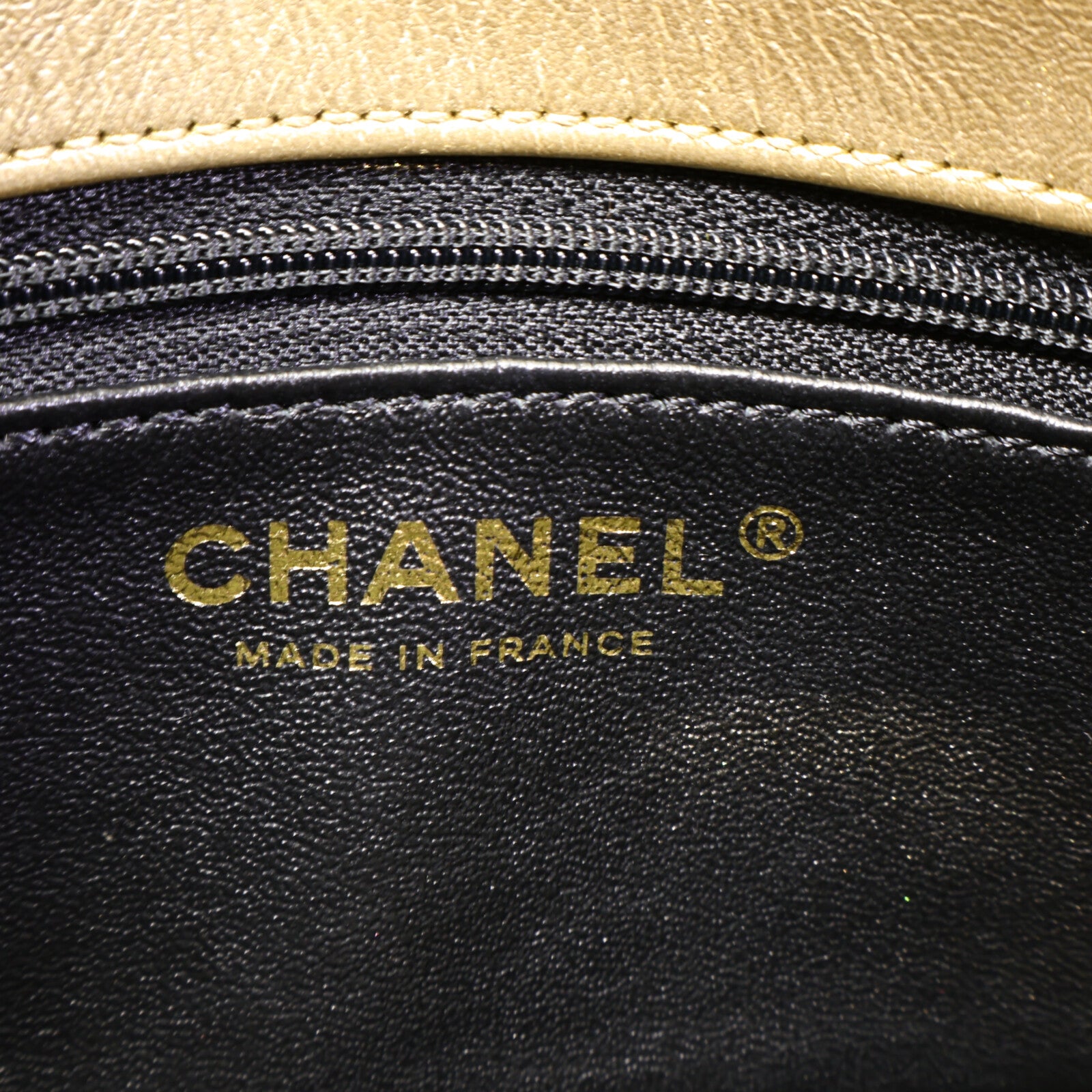 CHANEL 羊皮皮革CC Chic Double鏈帶肩背袋