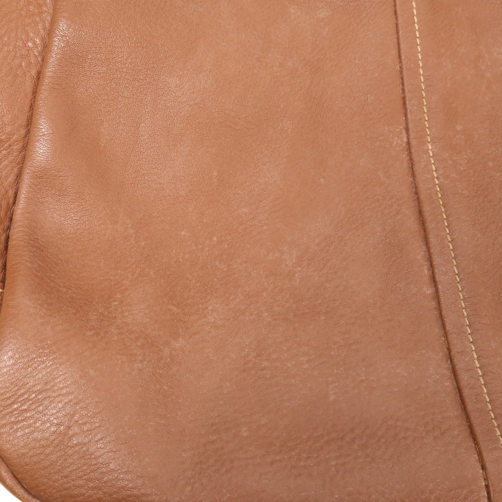 PRADA 牛皮皮革Shoulder Bag金扣肩背袋