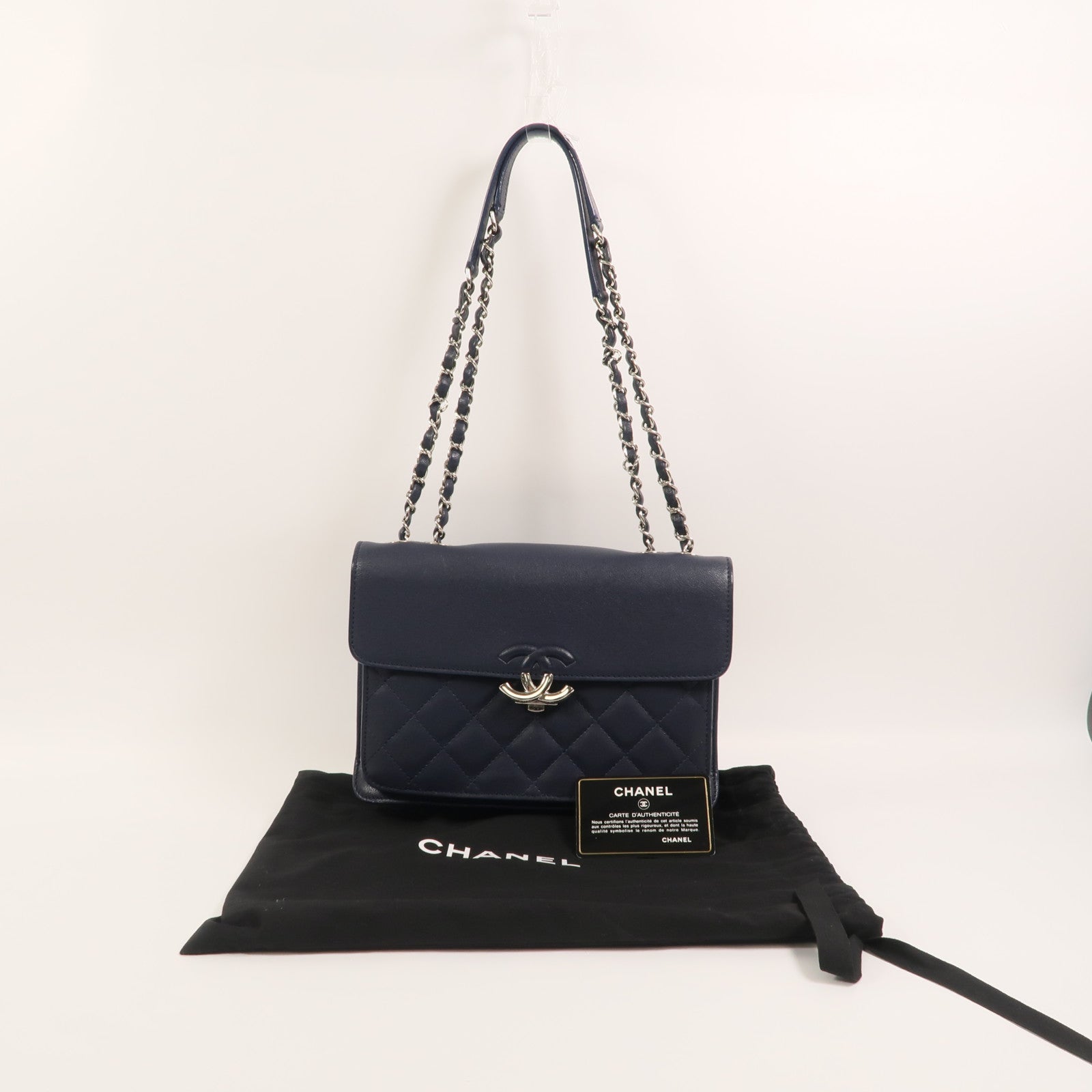 CHANEL 牛皮皮革Mini Urban Companion Flap Bag鏈帶肩背袋