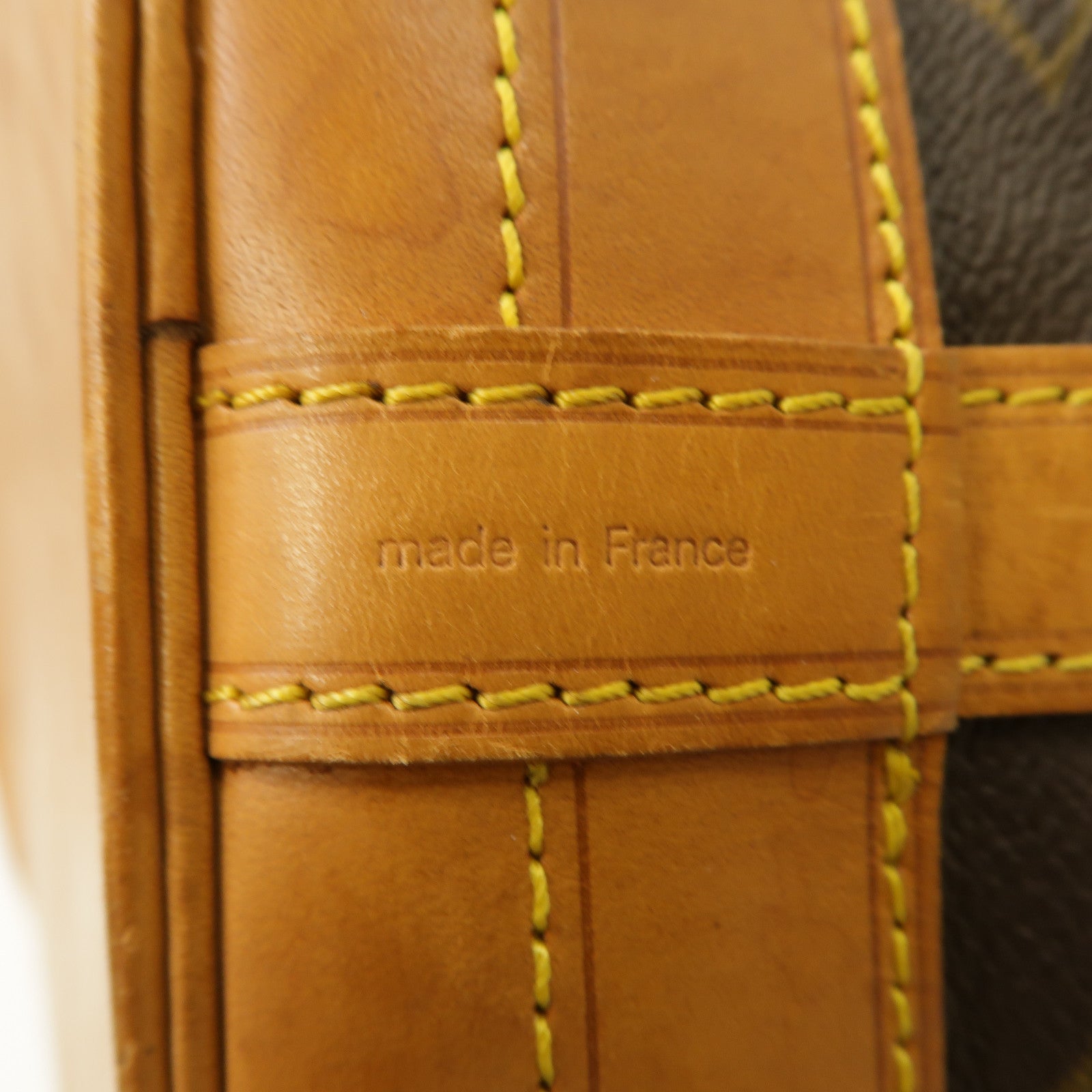 LOUIS VUITTON Monogram Petit Noe金扣肩背袋啡色