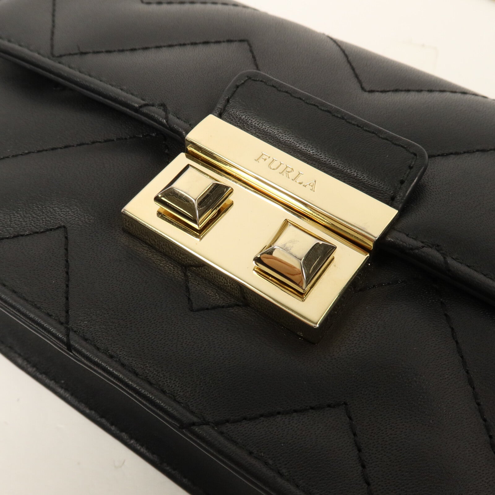 Furla 牛皮皮革Chain Shoulder鏈帶肩背袋
