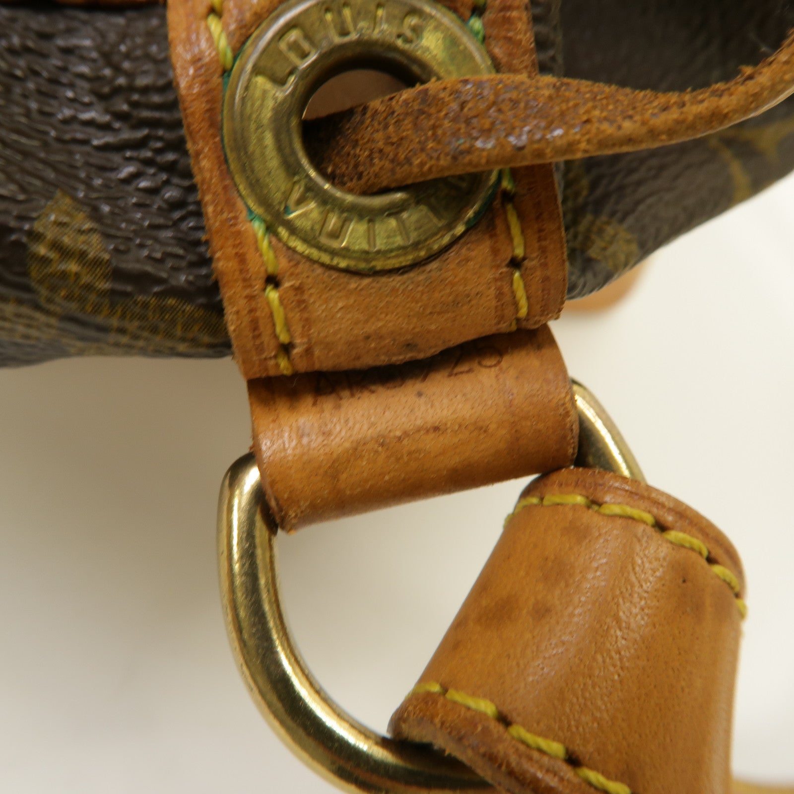LOUIS VUITTON Monogram Petit Noe金扣肩背袋啡色