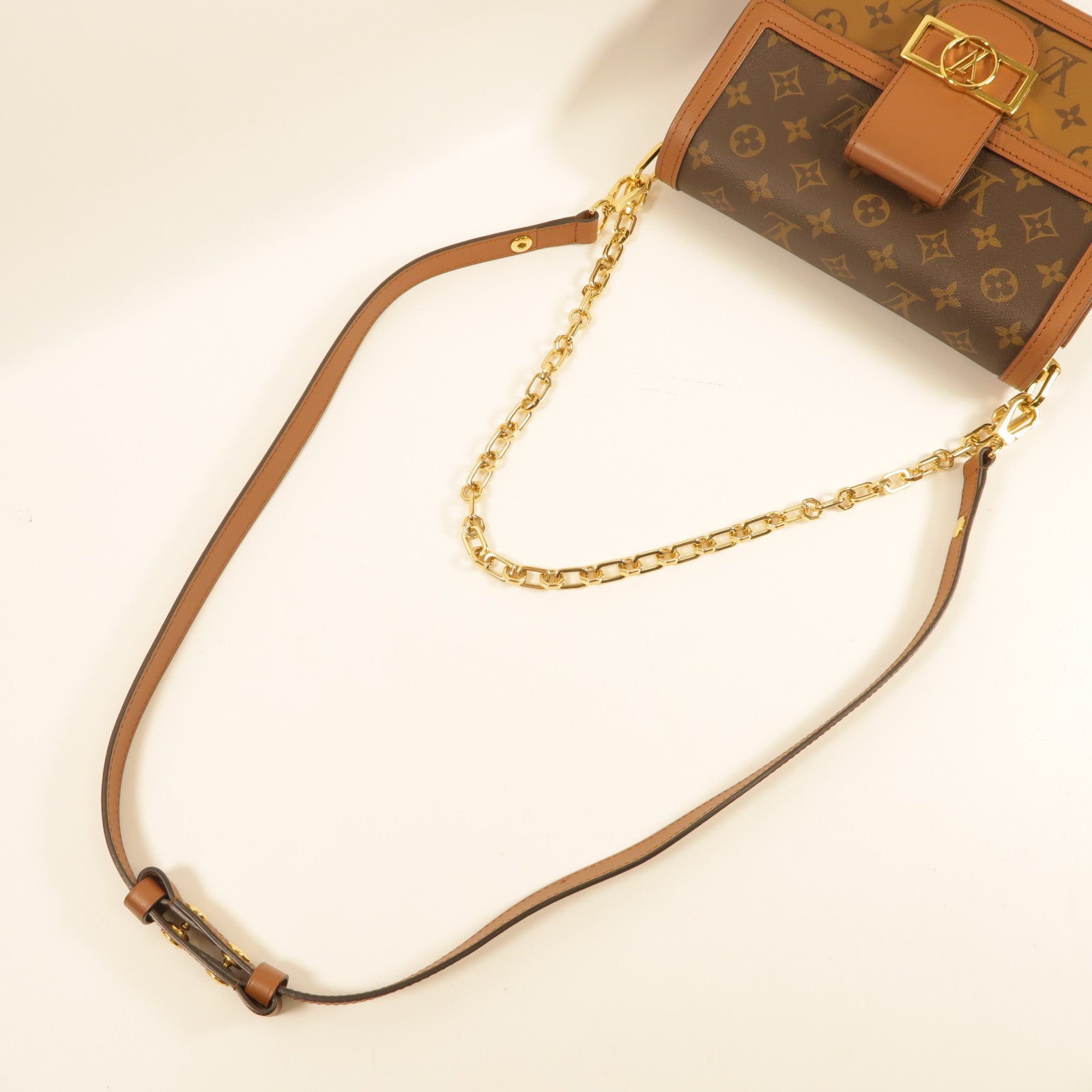 LOUIS VUITTON Monogram Reverse Dauphine MM金扣肩背袋