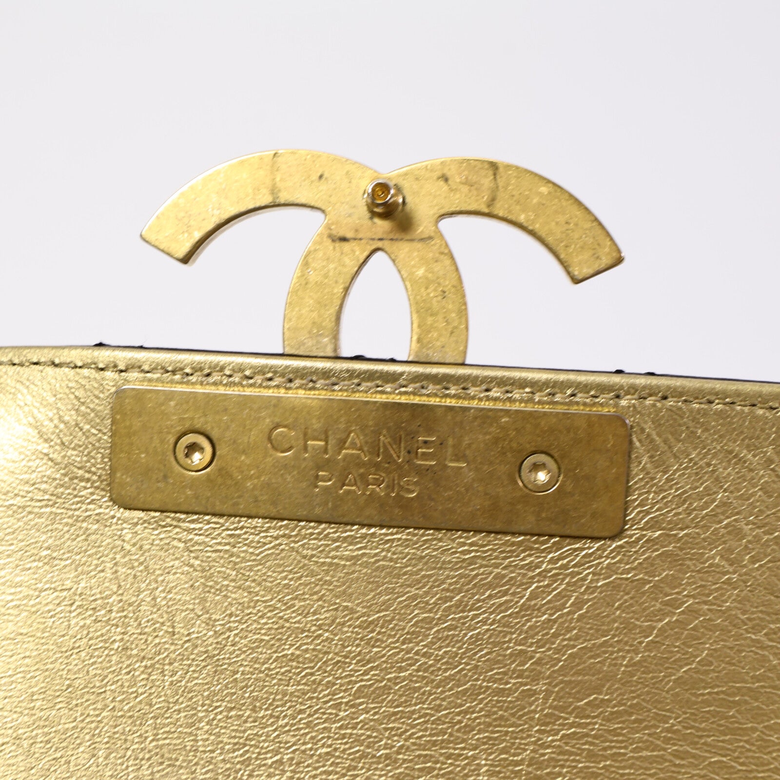 CHANEL 羊皮皮革CC Chic Double鏈帶肩背袋