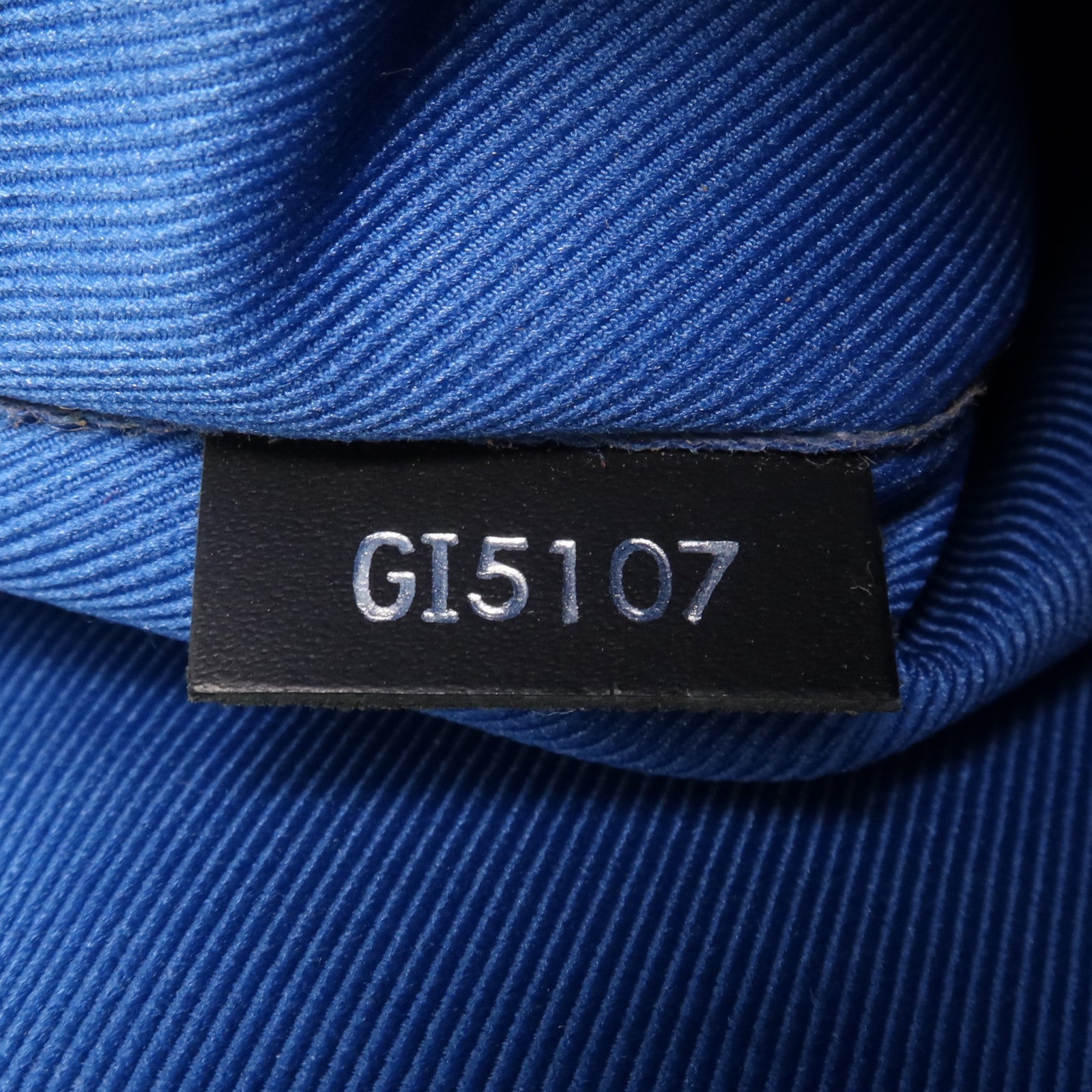 LOUIS VUITTON Damier Graphite District PM銀扣肩背袋